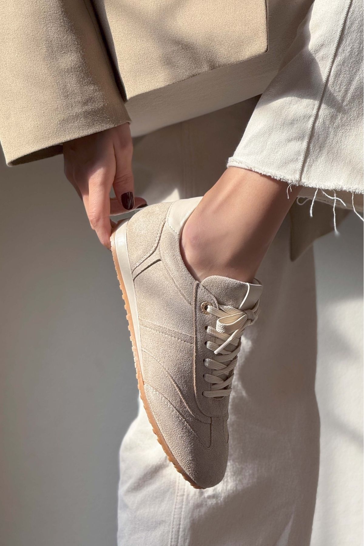 NİŞANTAŞI SHOES-Helen Beige Wildleder-Sportschuhe zum Schnüren für Damen mit flacher Sohle 8