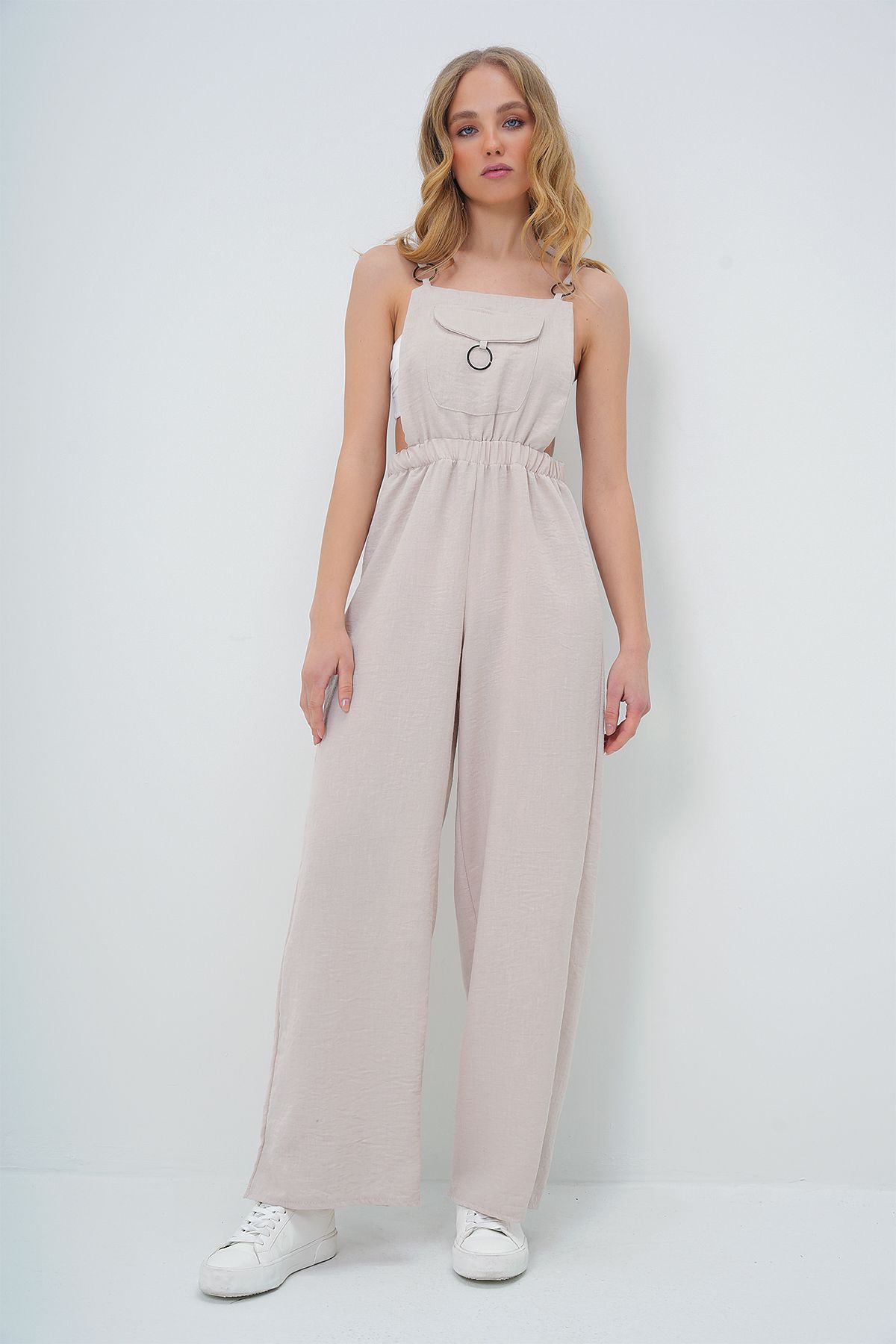 Trend Alaçatı Stili-Damen-Aerobin-Salopet-Hose ALC-X13581 mit Stone-Front-Taschen und Riemchendetail 4
