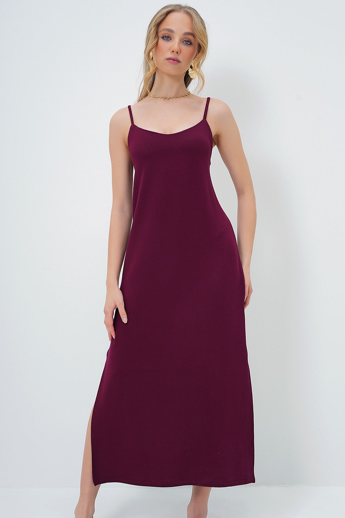 Kadın Bordo İp Askılı Yırtmaçlı Yazlık Örme Elbise ALC-X13570
