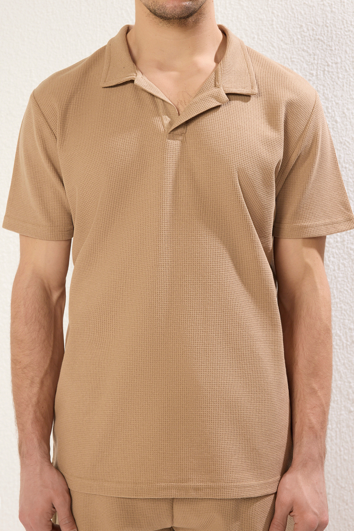 Trendyol Collection-Pyžamový set šortek Waffle Mink Regular Fit - TMNSS25PT00004 3