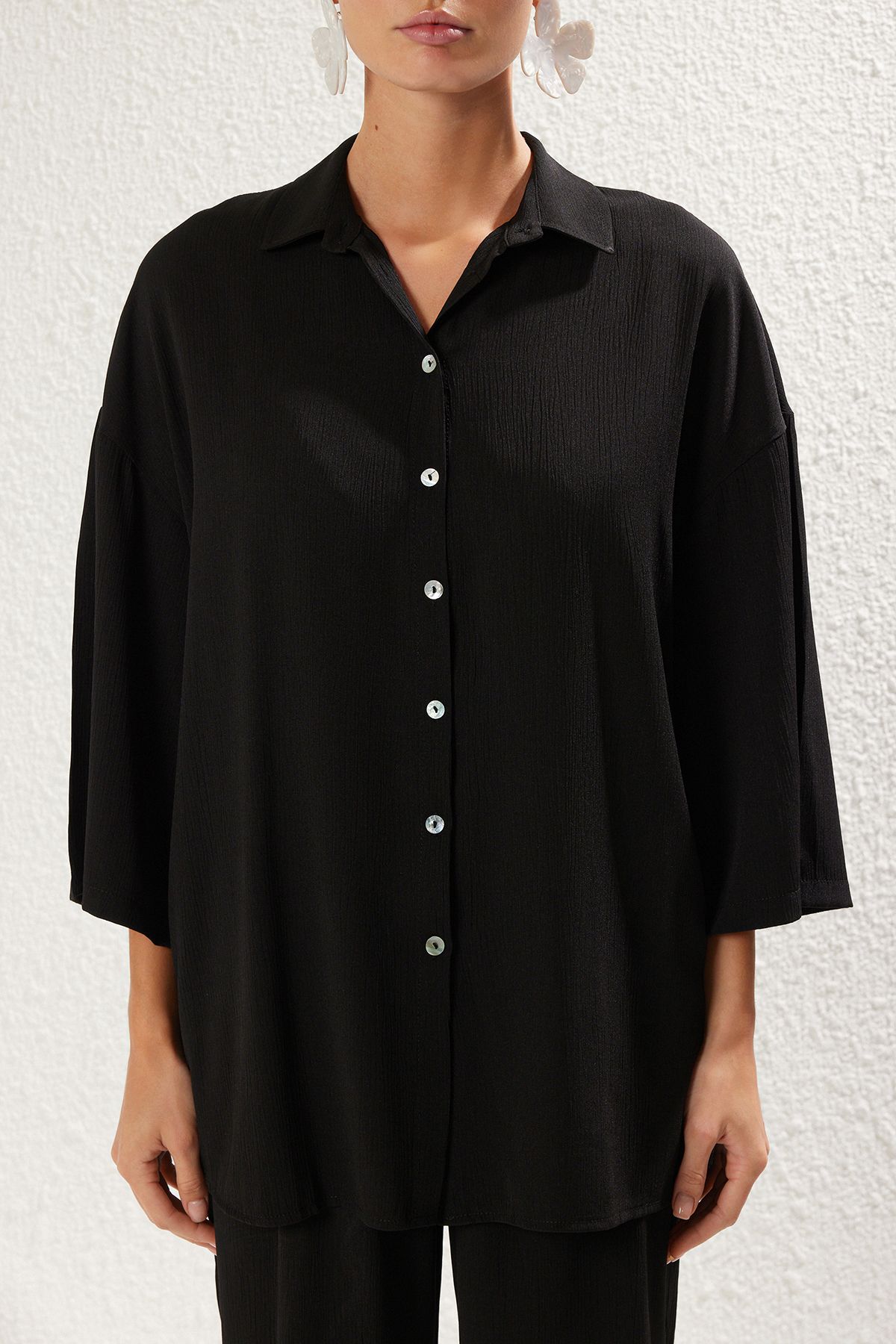 Trendyol Collection-Black*001 Plain Weave 99% Polyester,1% Elastane 3