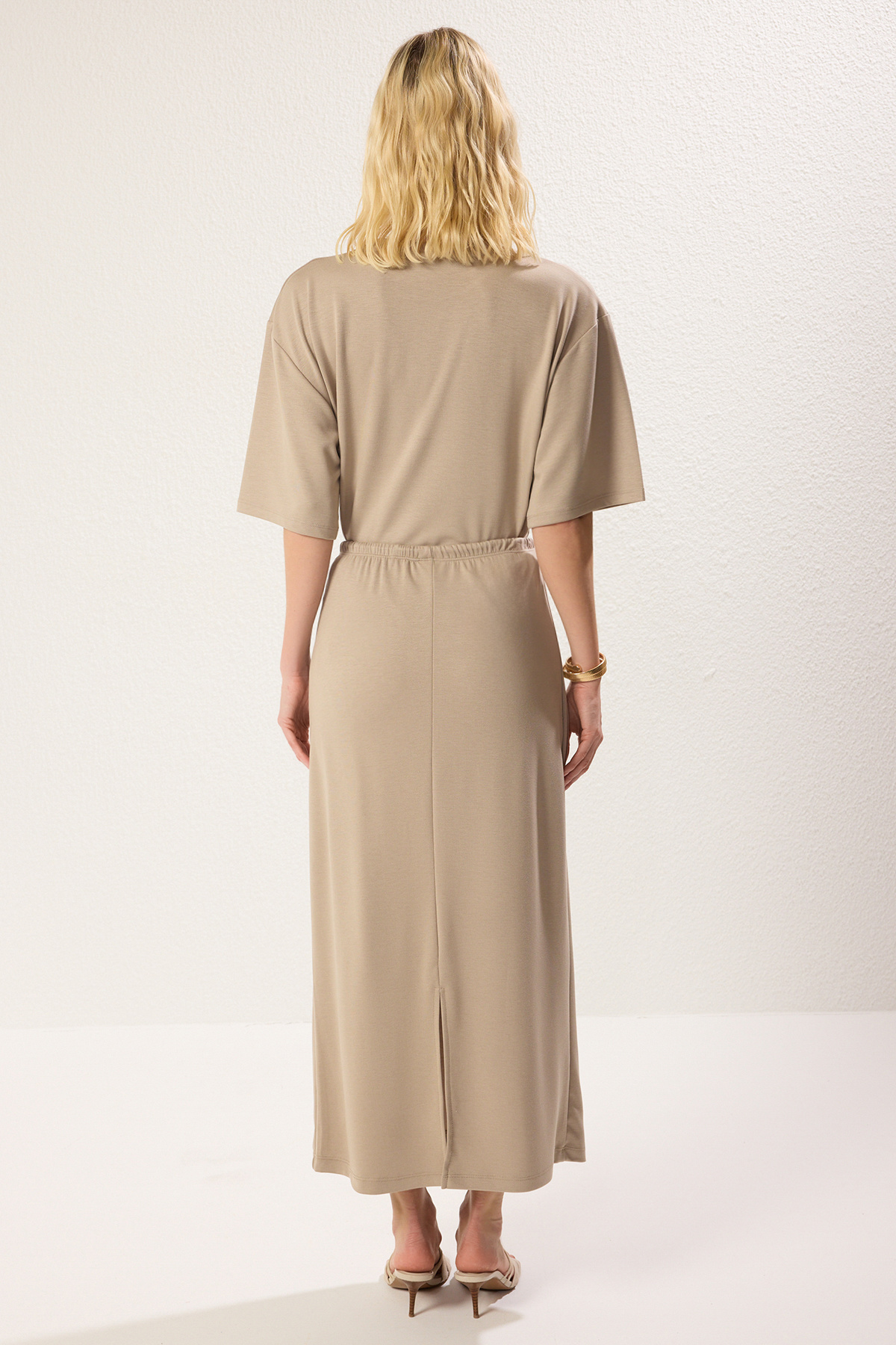 Trendyol Collection-Flexible Maxi Skirt with Keys and Detail, Stone Soft - Twoss25Et00069 7
