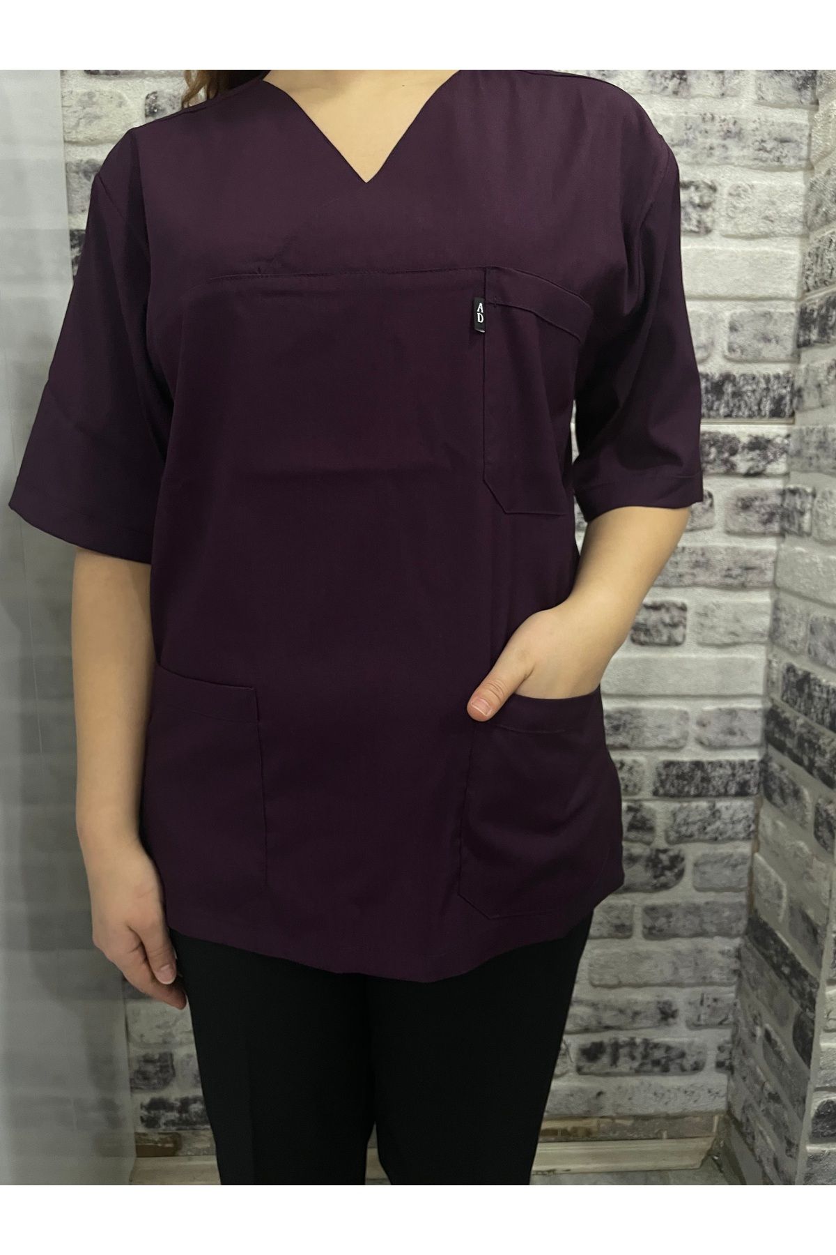 MODA Üniforma Likralı Unisex Mürdüm Doktor Hemşire Aşçı Cerrahi Forma Tek Üst ( Geniş Kalıp )