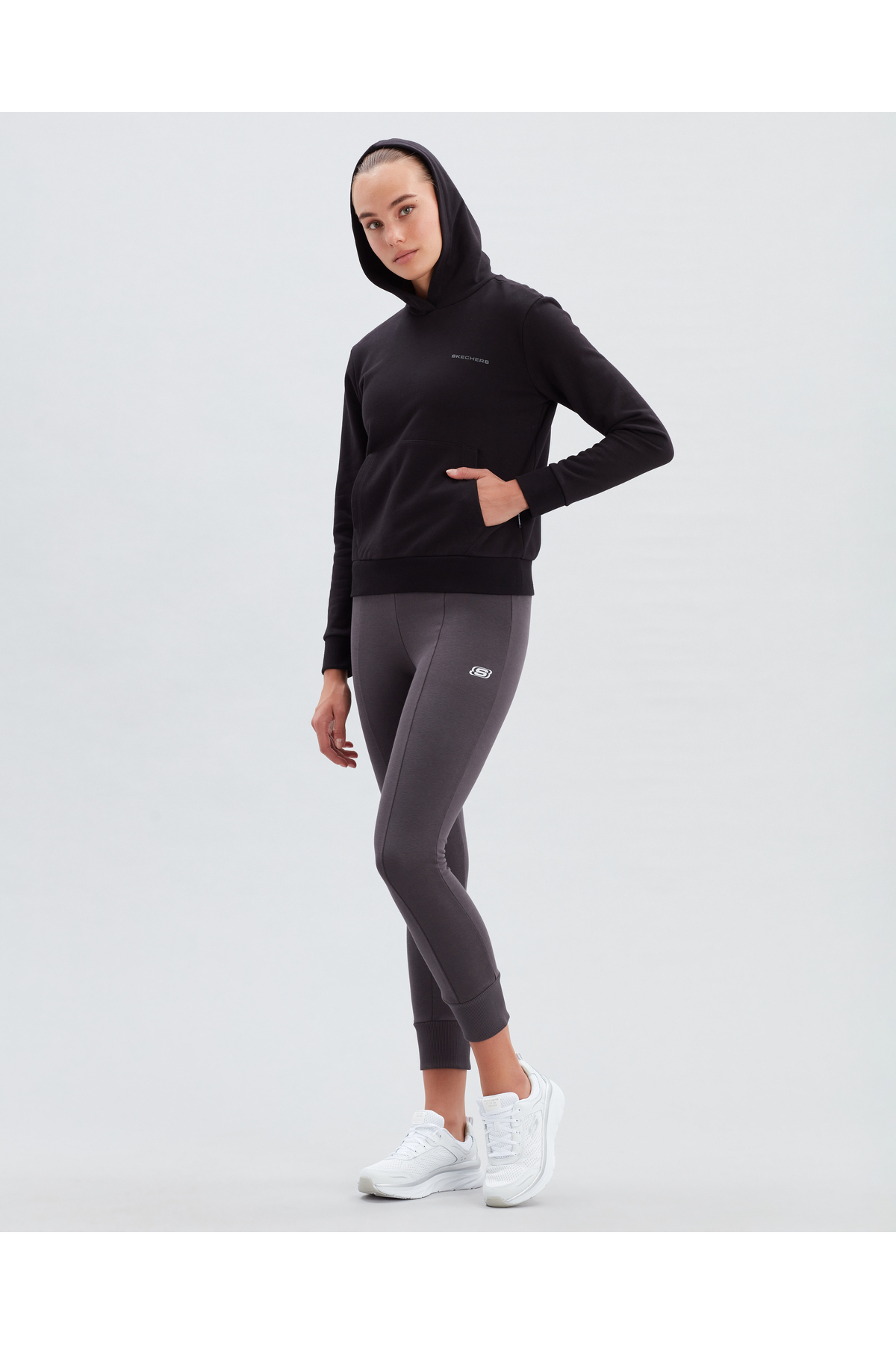 SKECHERS W New Basics Hoodie Kadın Siyah Sweatshirt S212183-001