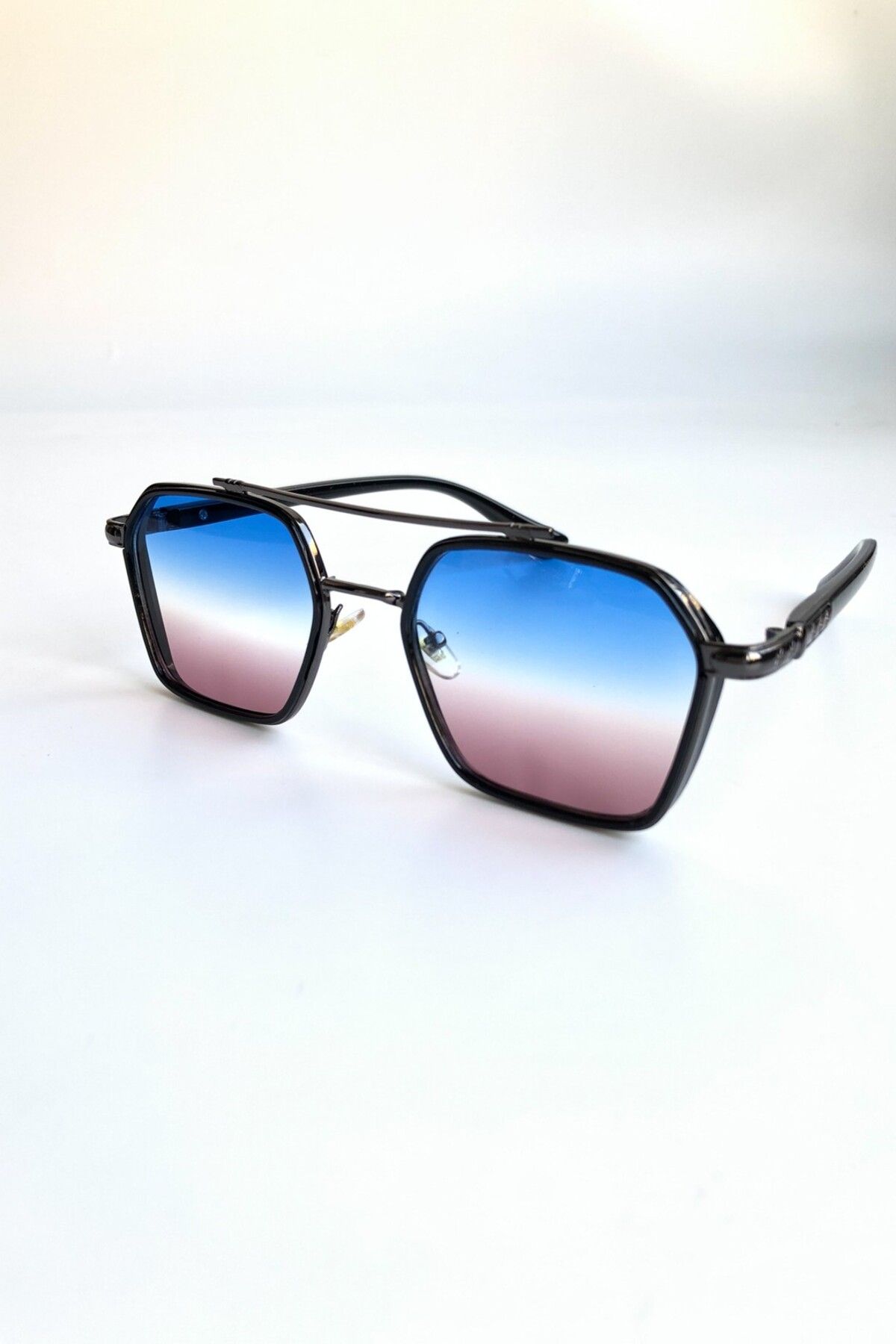 DSN-Kalvin Sunglasses 1