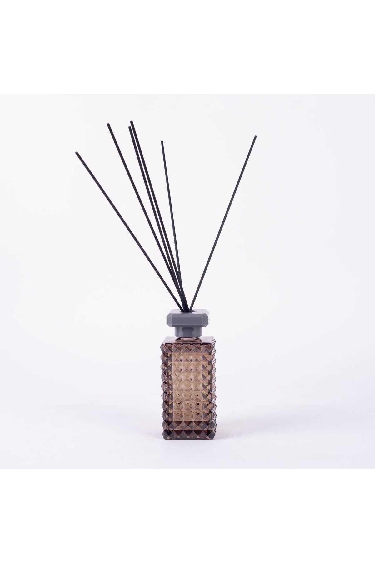 Blends-Reed Diffuser Passion Flower and Mango 250 ml from Amara 2