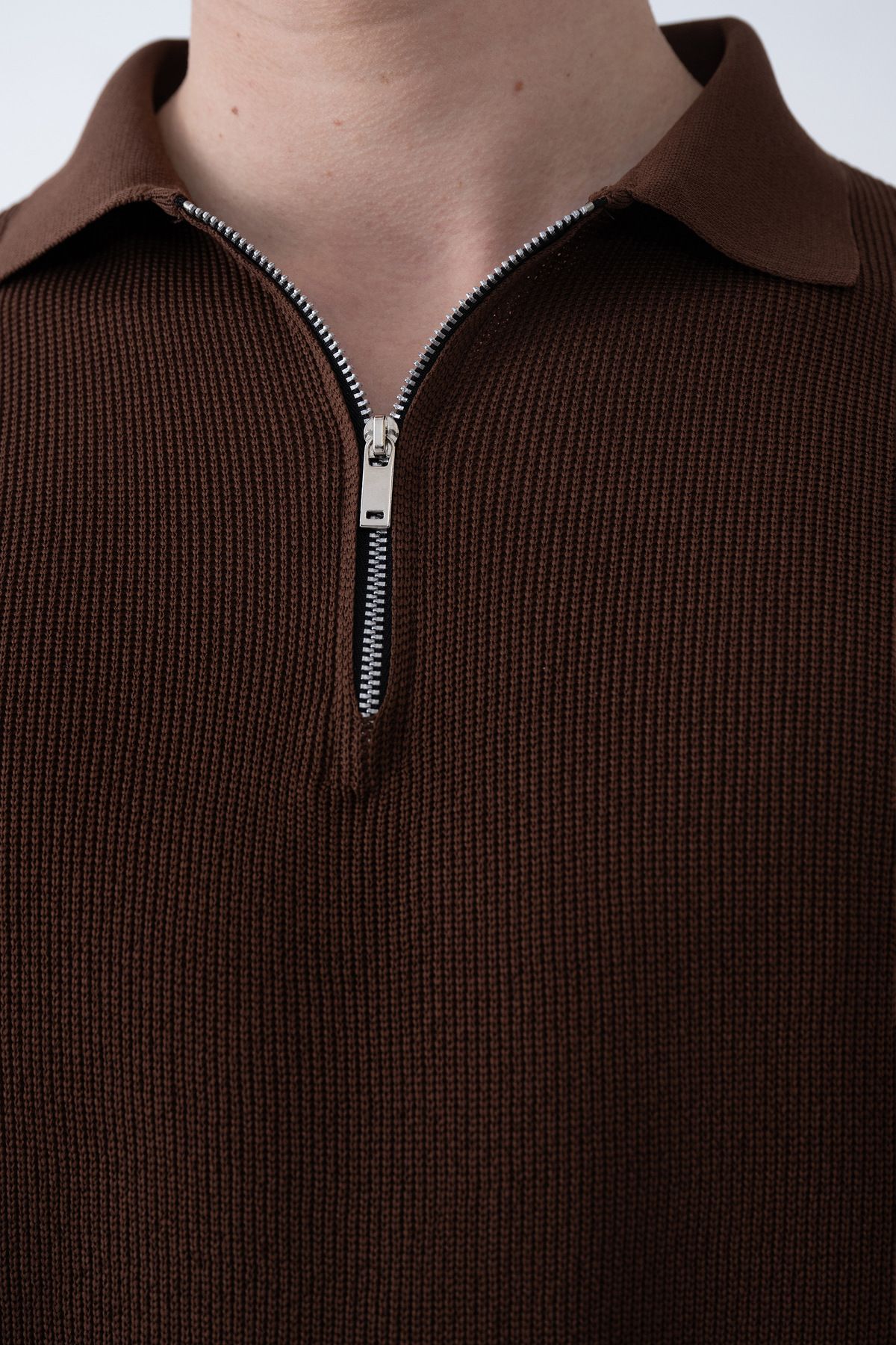 İLKCET MODA-Μπλουζάκι Basic Knitwear με γιακά με φερμουάρ 2