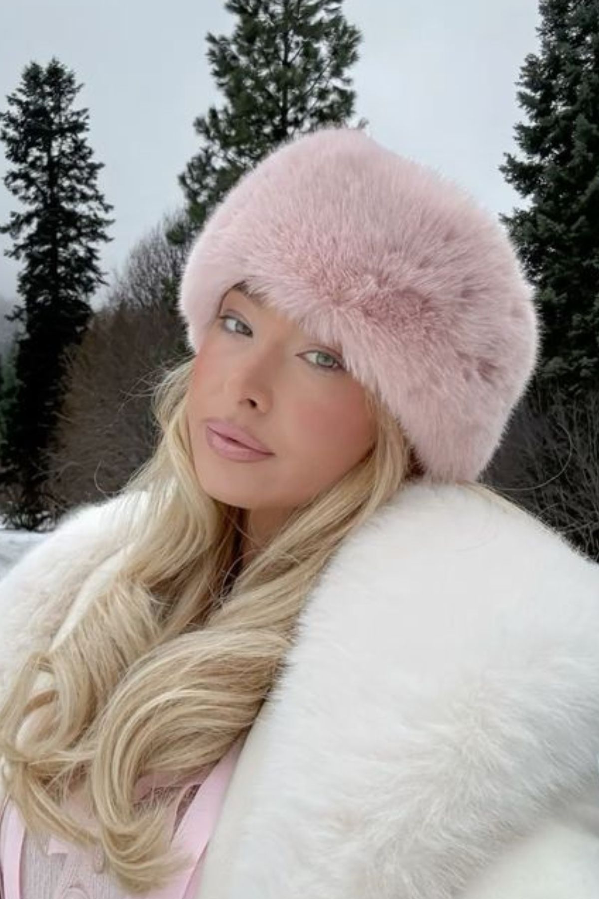 Mollycrush-Trend Faux Fur Women's Pink Heart Hat Russian Soviet Style - New Year, Christmas Gift 1