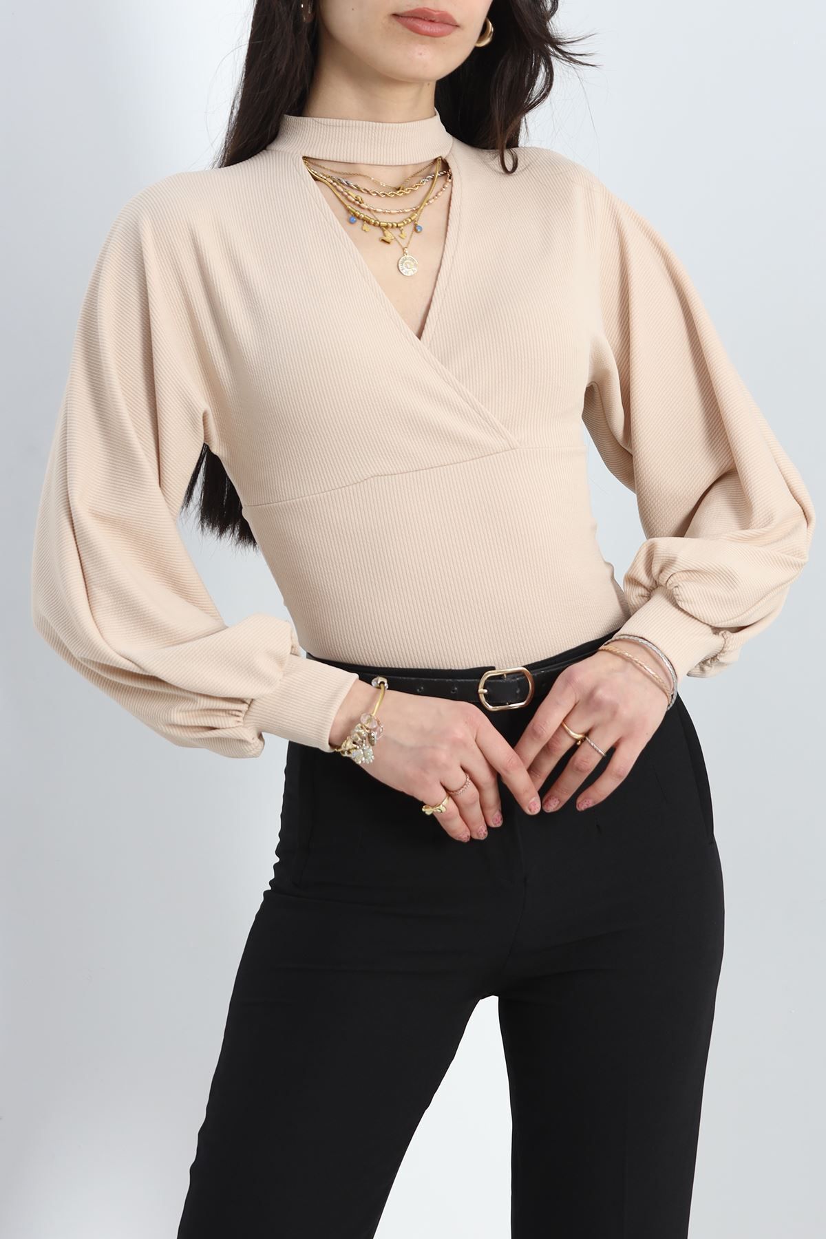 AKSU-Gamzeli̇tarzim Balloon Sleeve Blouse Cream - 20678.1892. 3