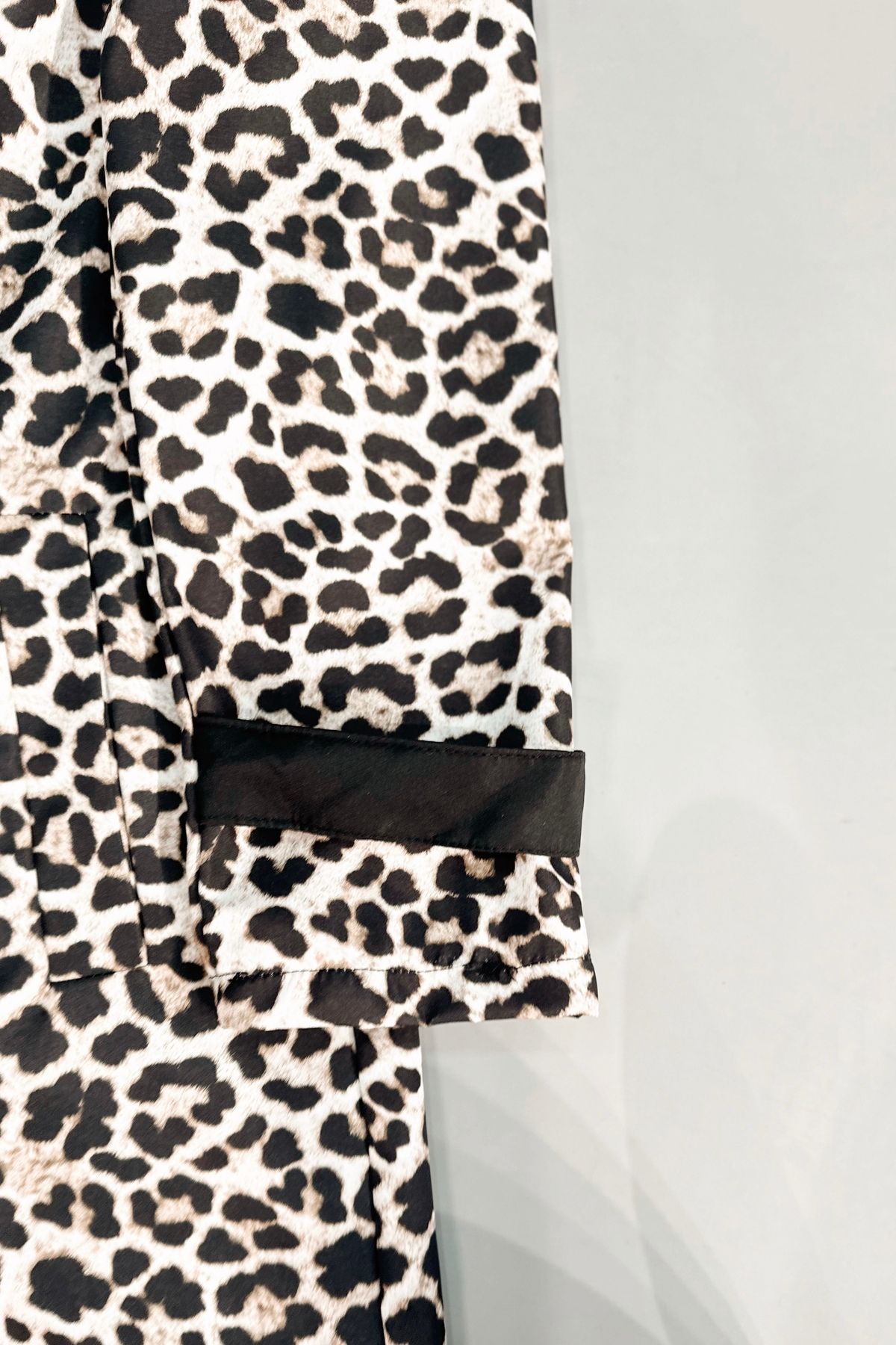 TabaBoutique-Leopard Pattern Brown Trench Coat Tb281 5