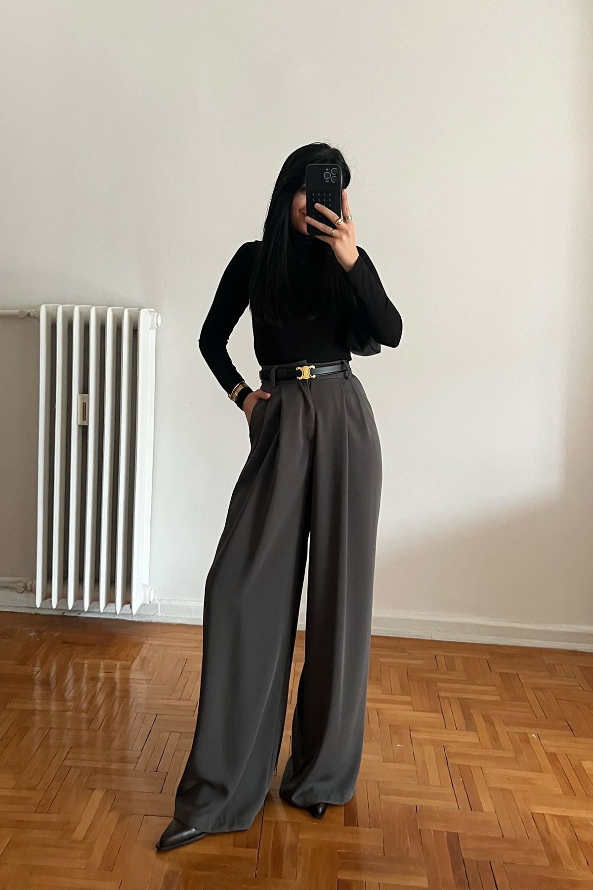 complete the look image