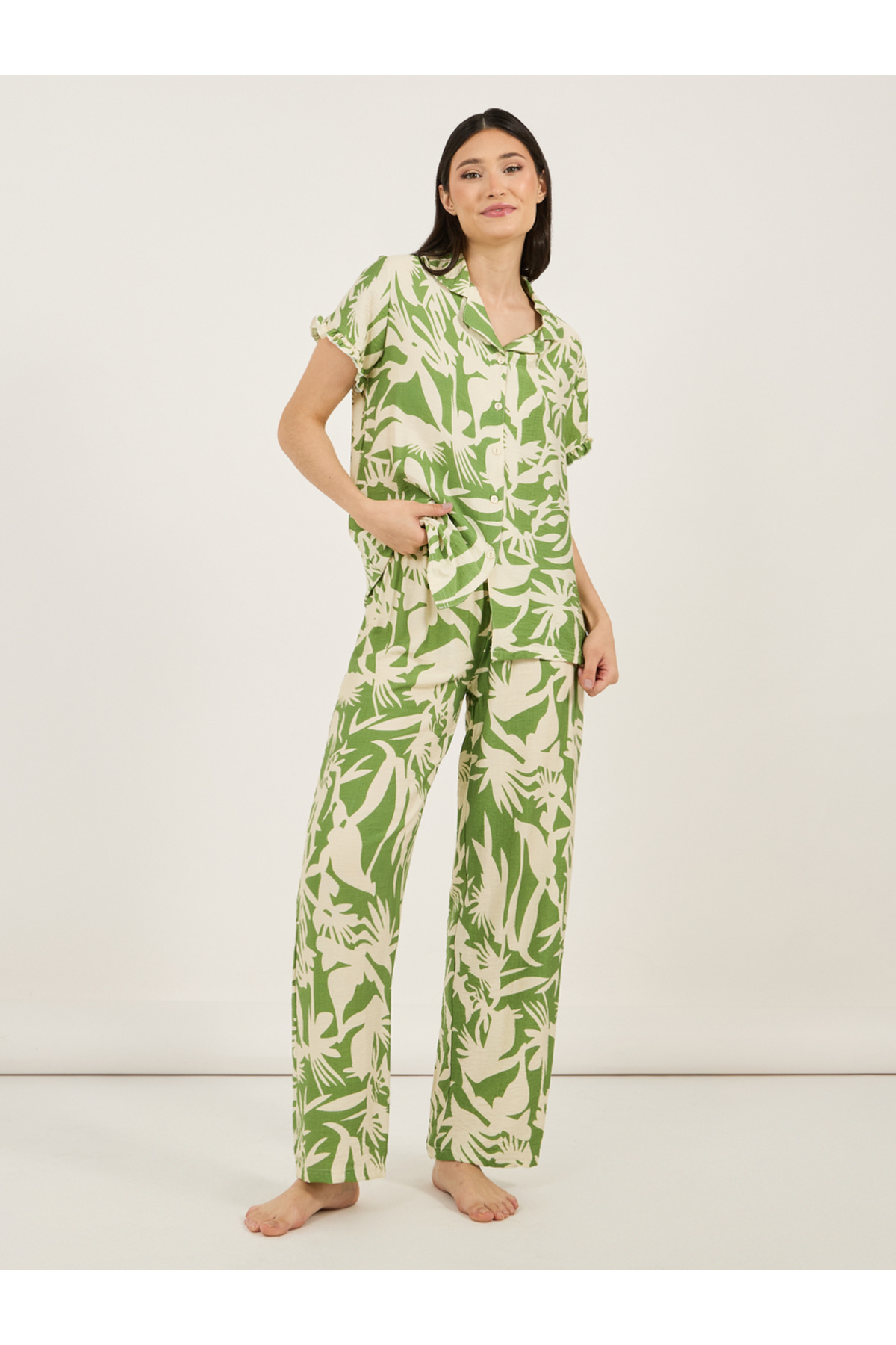 Styli All Over Floral Print Viscose Shirt & Pyjama Set