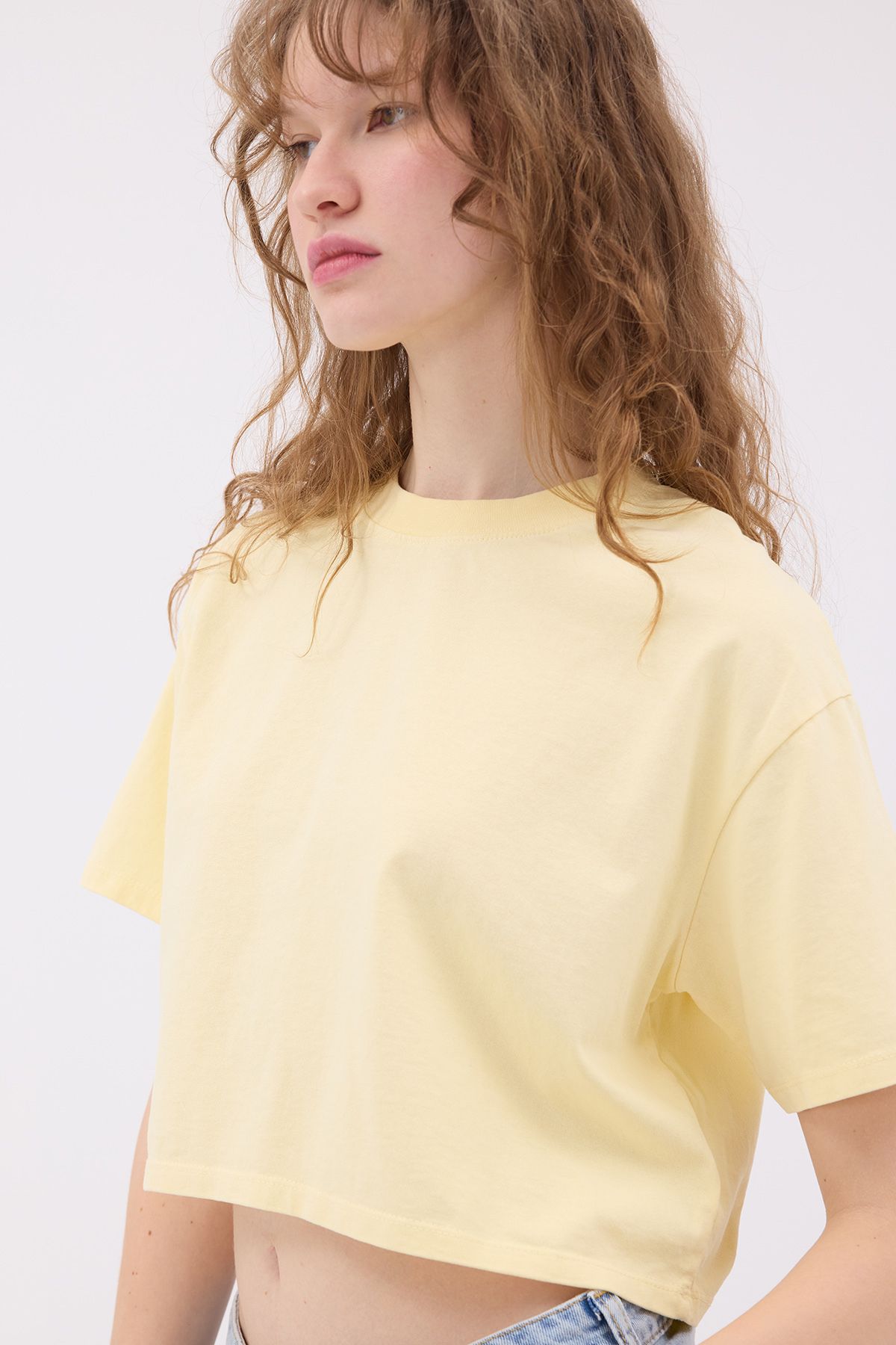 Addax-Crew Neck Basic Crop T-Shirt P10377 3
