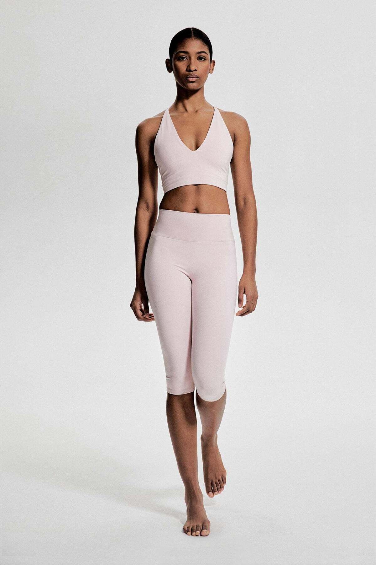 H&M-Light Support Sports bra in SoftMove™ 3