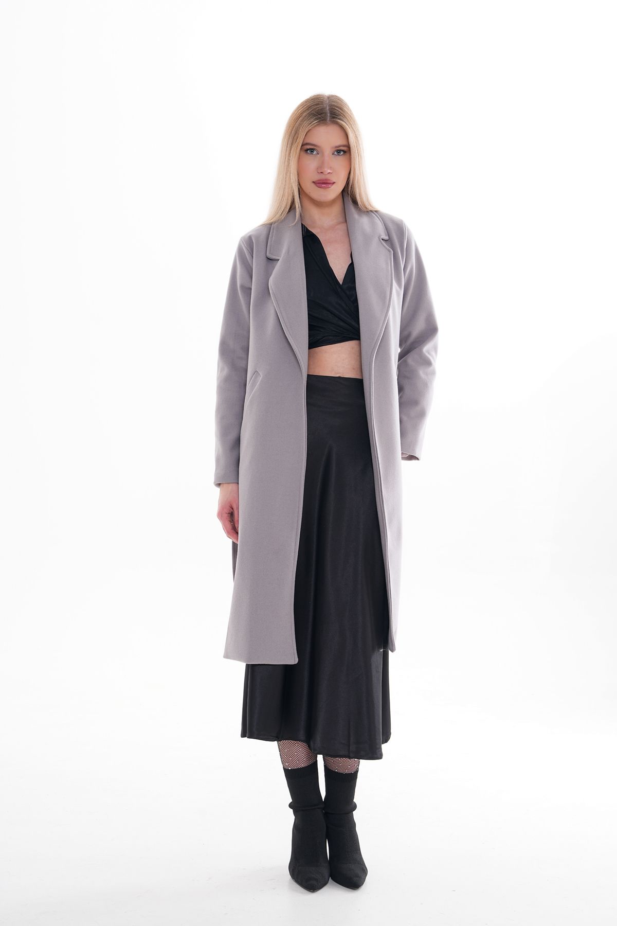 complete the look image