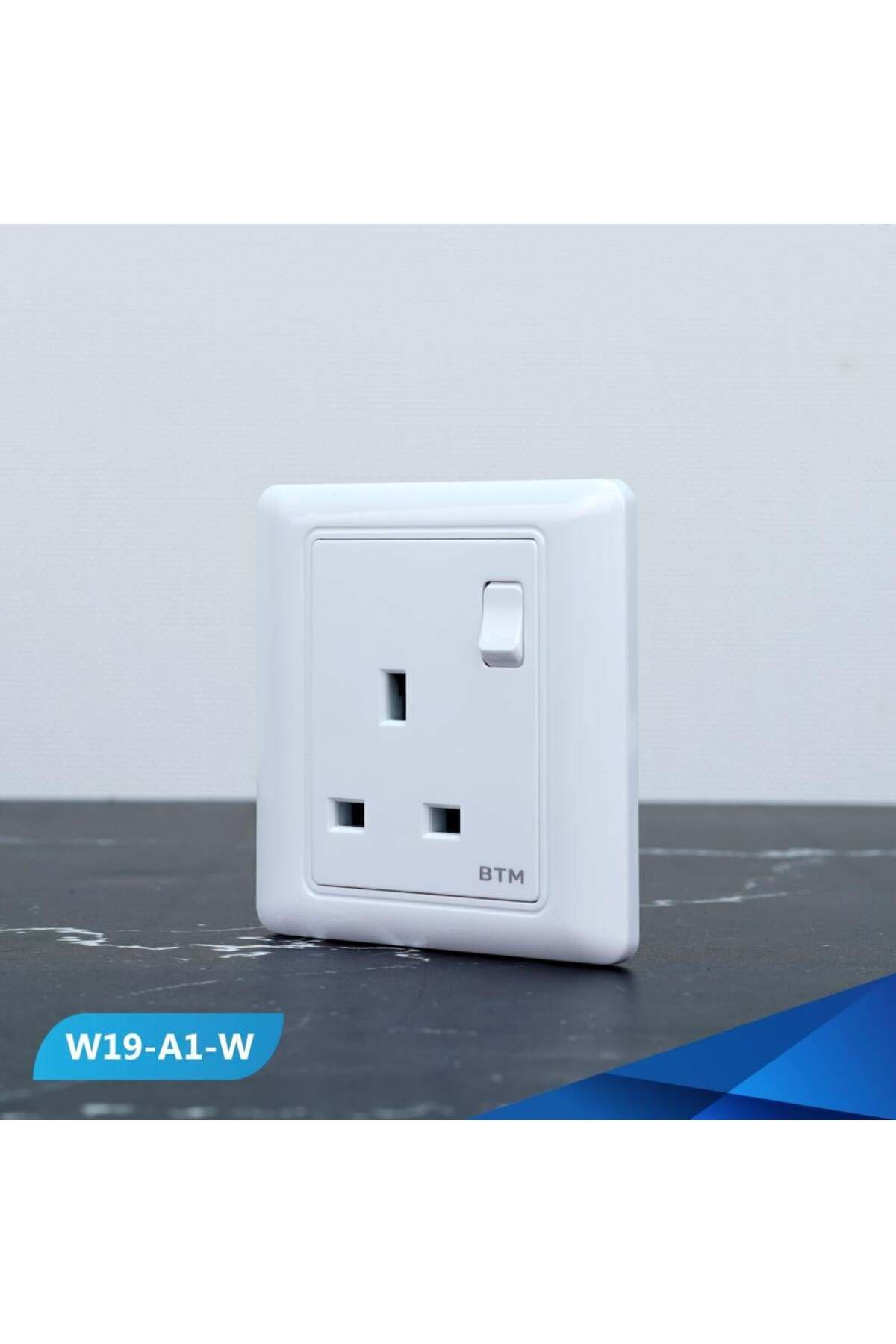 Btm-13 amp socket with twisted white switch -3 pieces 2