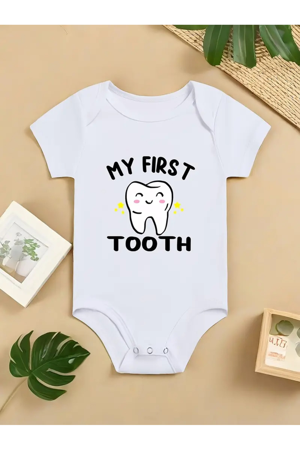 لوتوس بیبی بادی بچگانه طرح دندانهدار ۱۰۰٪ پنبهای آستین کوتاه لوتوس بیبی بادی بچگانه طرح دندانهدار ۱۰۰٪ پنبهای آستین کوتاه