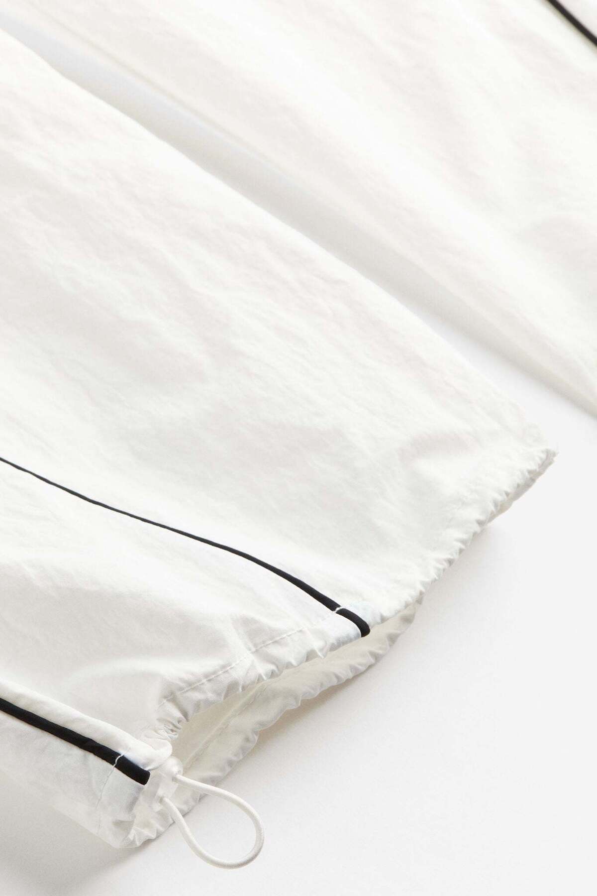 H&M-Piping-detail track pants 2