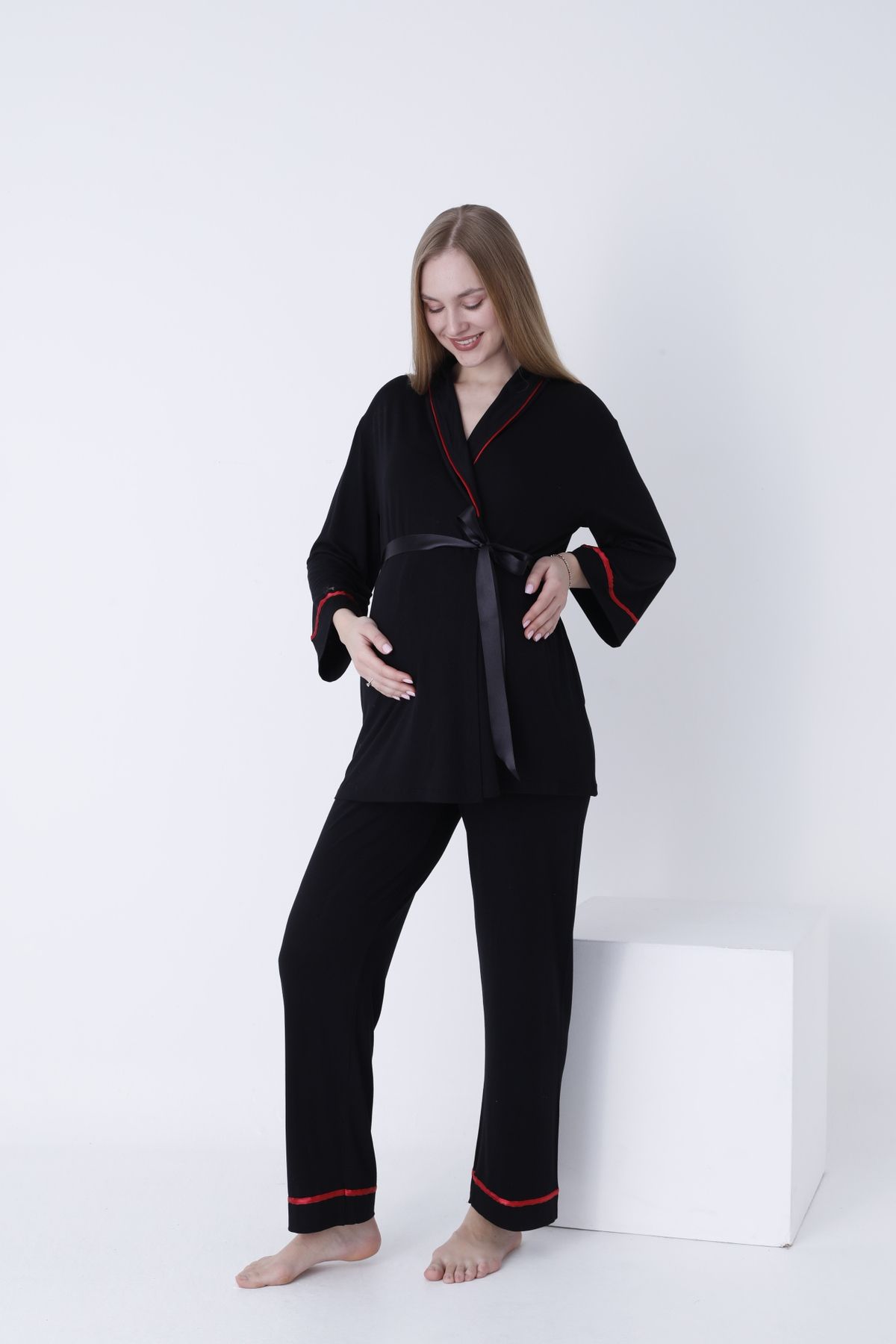 Miss Dünya Lissa-Pregnant and Maternity Pajamas Set with Front Tie and Large Stripe Collar 3