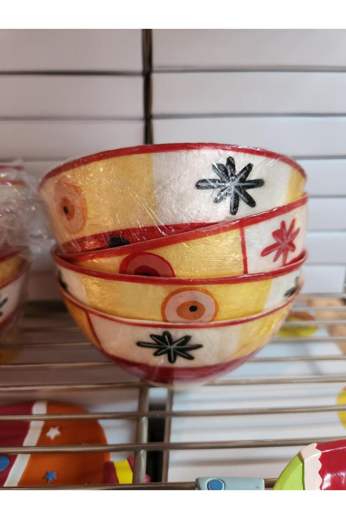 KANCAEV-Mother of Pearl Bowl Yellow-red Patterned Diameter 13.5cm. Load 7cm. It is sold for 2 units. 2