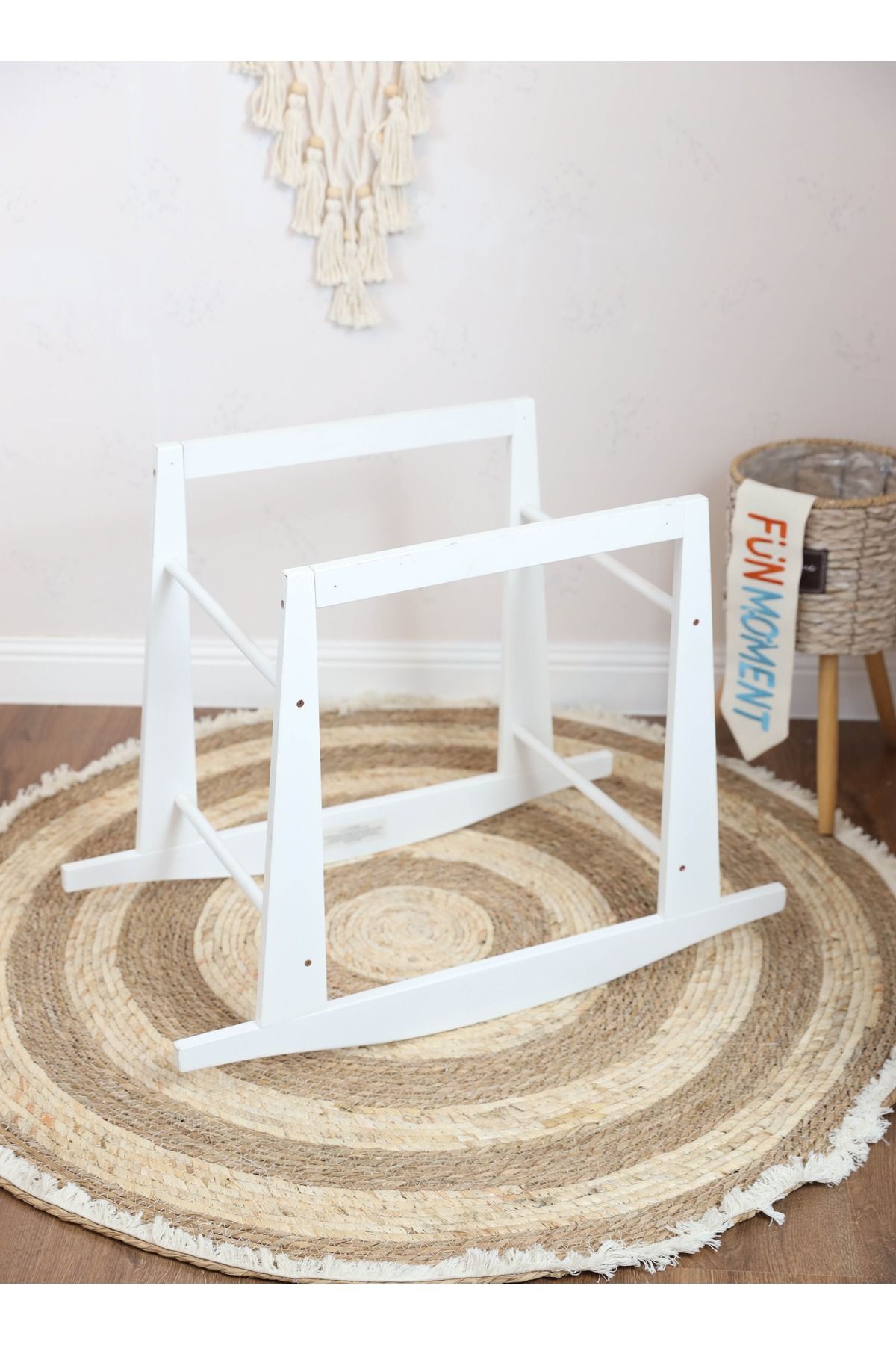 Fun Moment-Baby Cradle Moses Basket For Babies With Mosquito Net With White Vibrator Holder 4