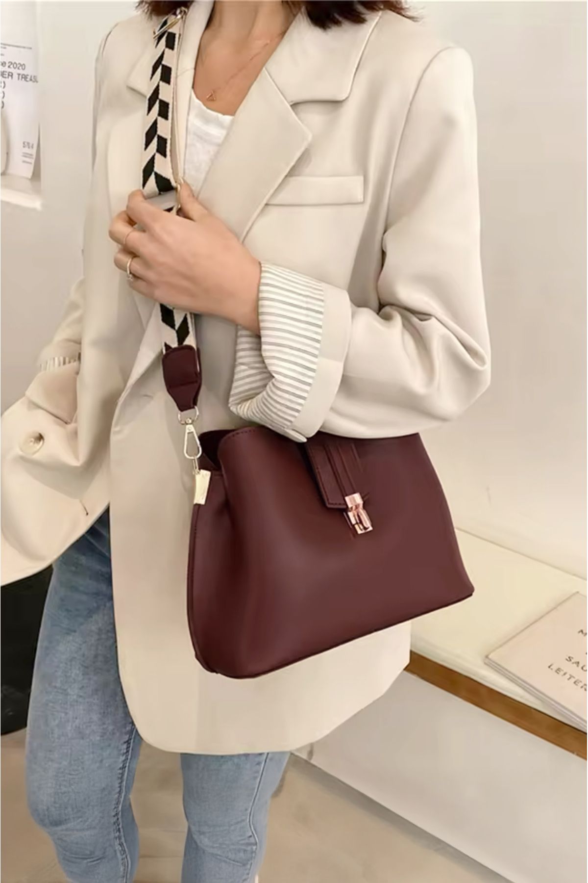 Rimense-Women's Burgundy Long Shoulder Strap Hand and Shoulder Bag 2
