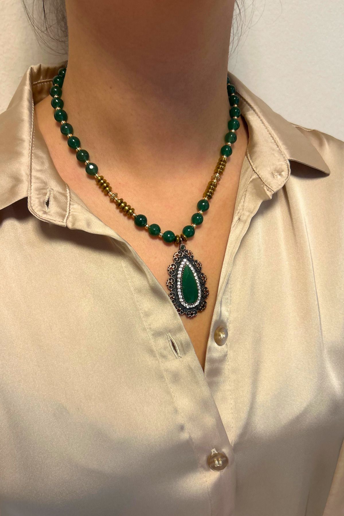 Suerte Accessories-Jade and Hematite Natural Stone Jeweler Handwork Diamond Mounted Handmade Natural Stone Necklace with Jade Tip 3