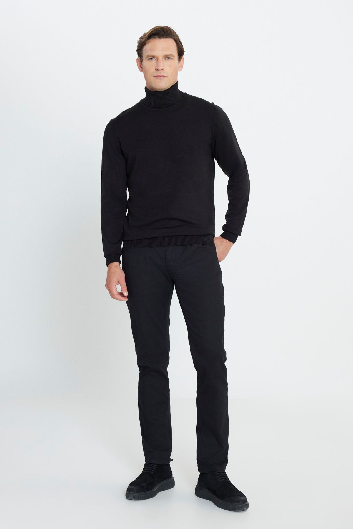 complete the look image