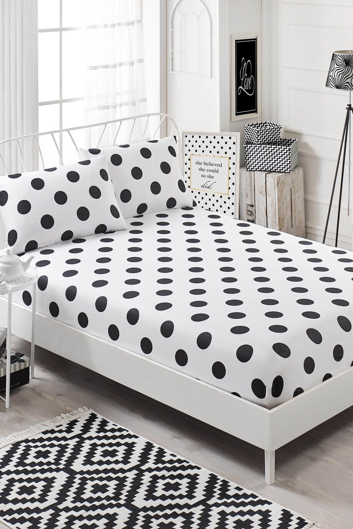 Eponj Home-DouBle Pes Elastic Sheet Set - B&W Point 1