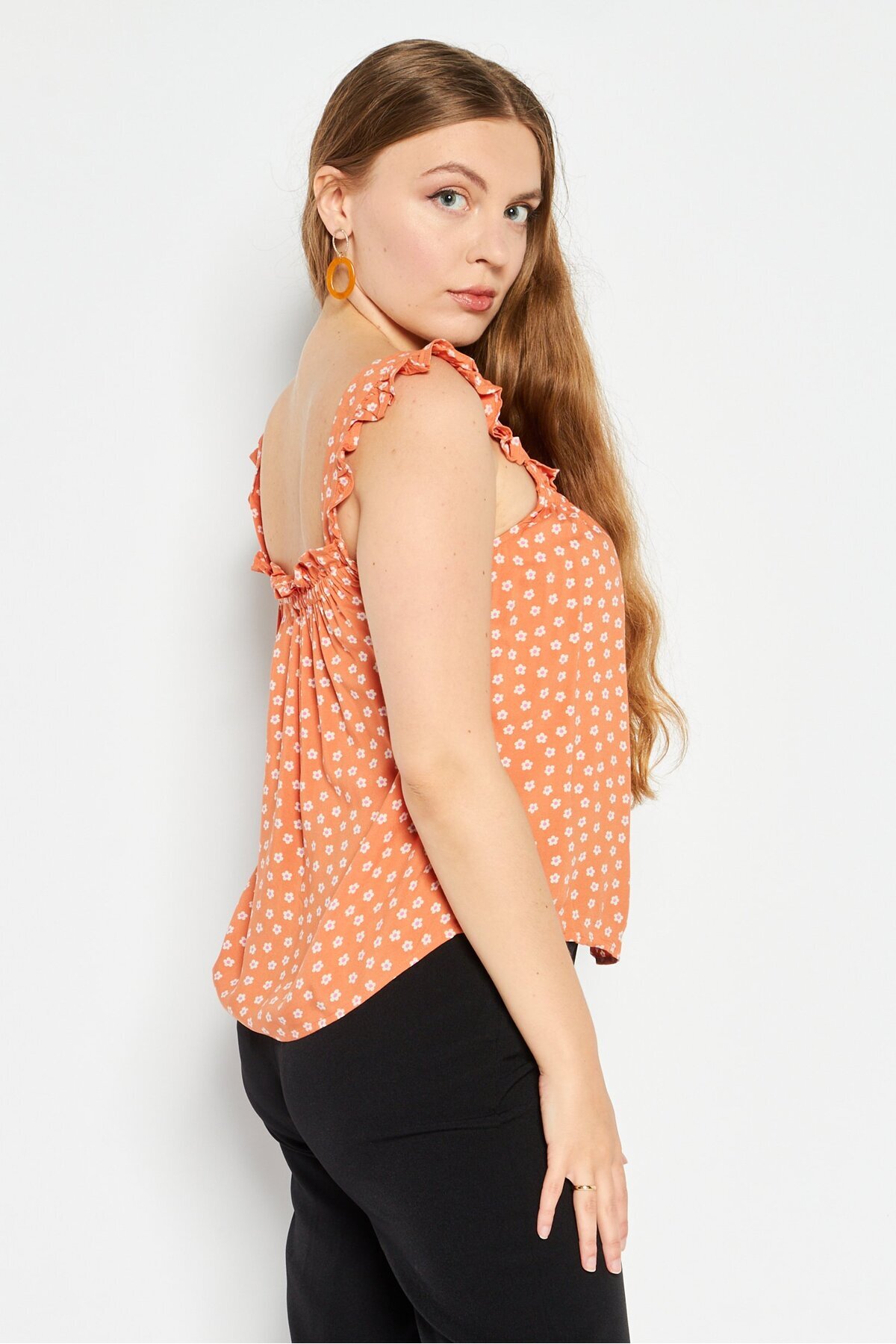 Levi's-Women Ruffle Neck Sleeveless Floral Print Top, Rust Combo 3