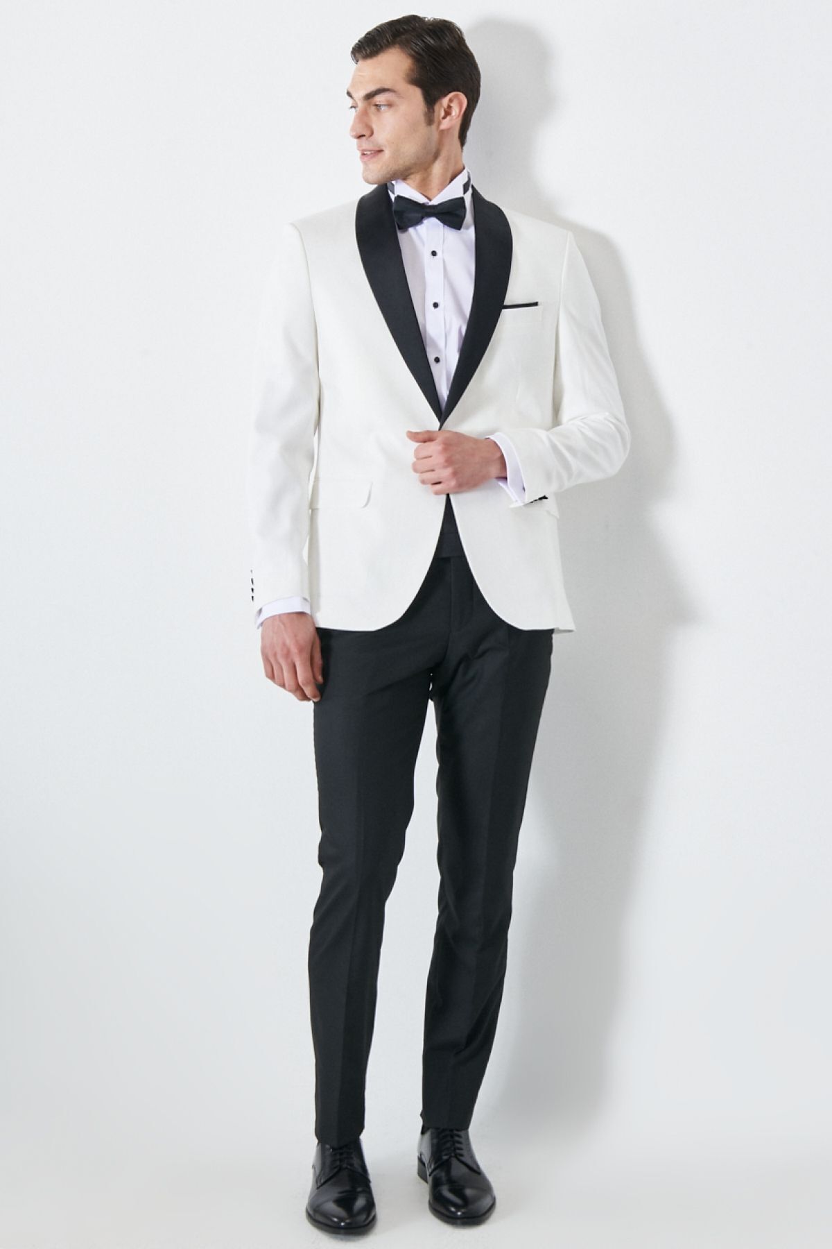 ALTINYILDIZ CLASSICS-Men's White-Black Slim Fit Slim Fit Shawl Collar Patterned Classic Tuxedo Suit 2