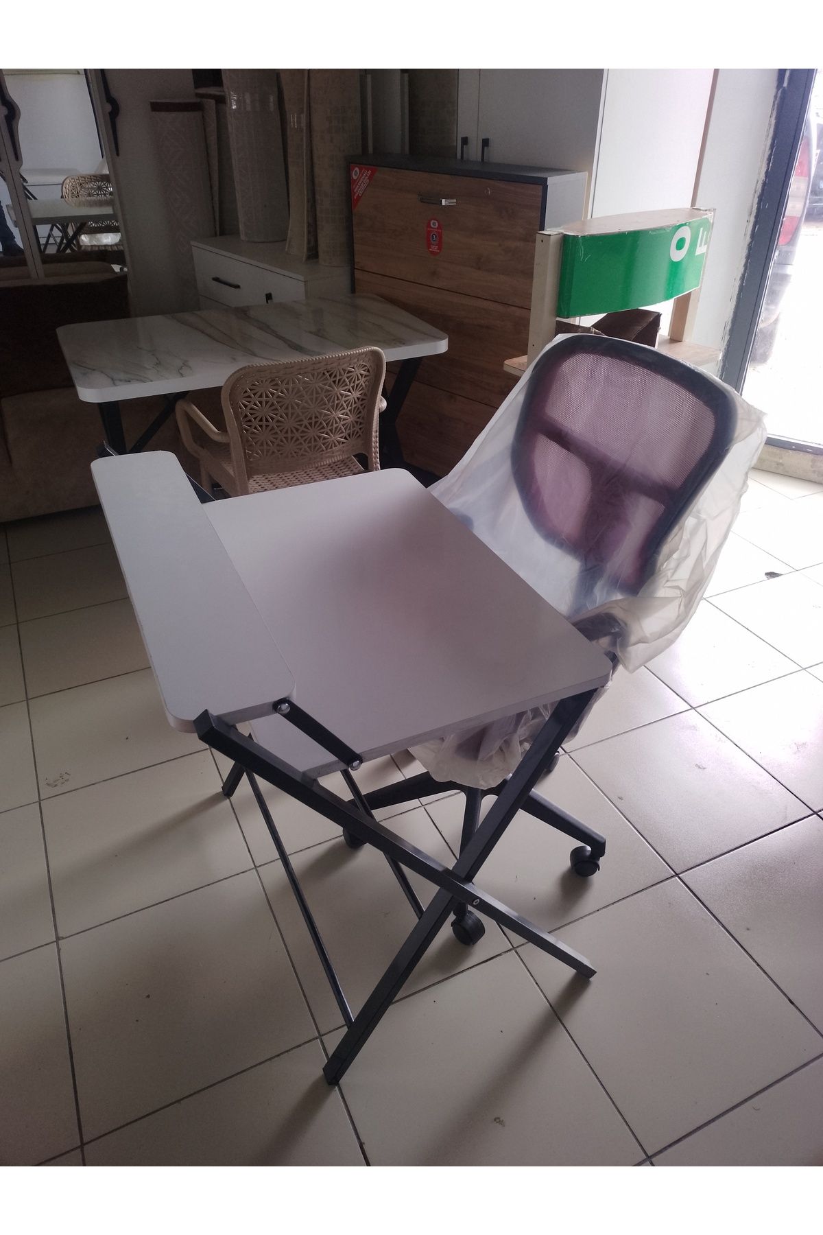 Universsal Çocuk çalışma masası