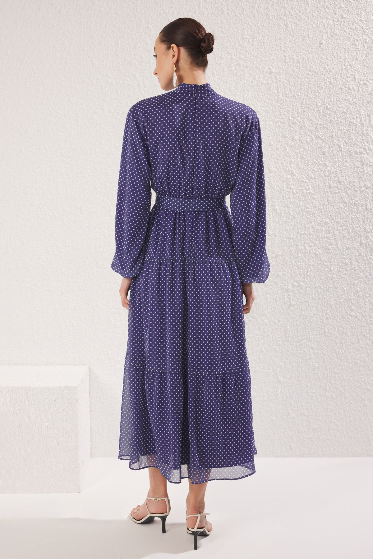 trendyol-modest-navy-blue-modest-dresses