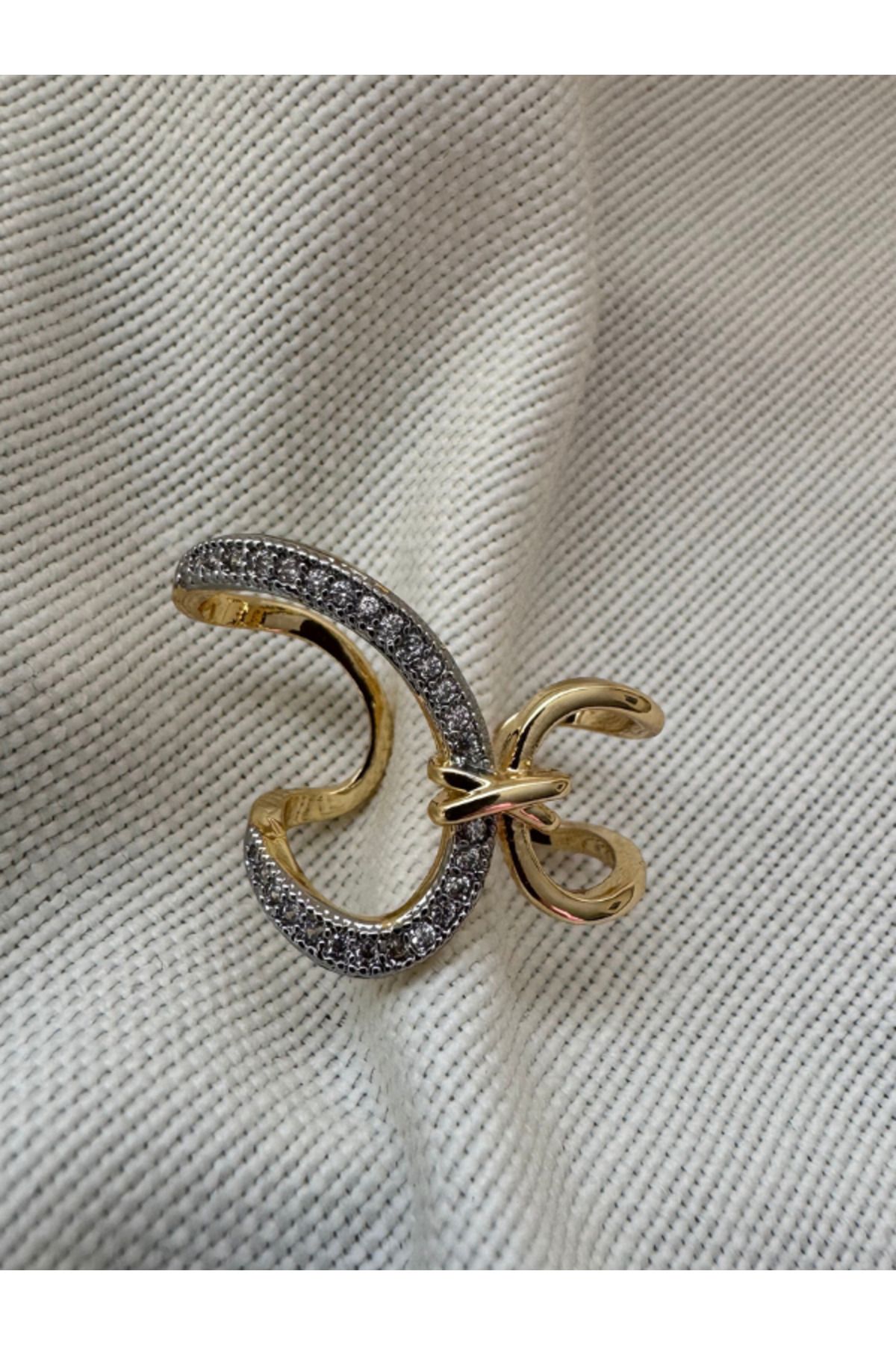 bijuxbymrv Özel Seri Asimetrik Earcuff (Kıkırdak Küpesi)