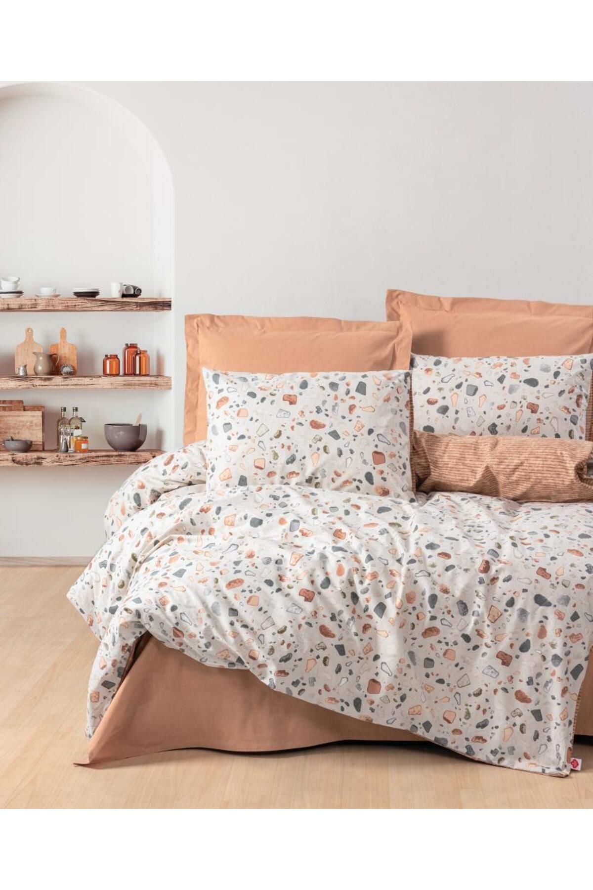 feifei Minimal Çift Kişilik Nevresim Takımı Oniks Karamel