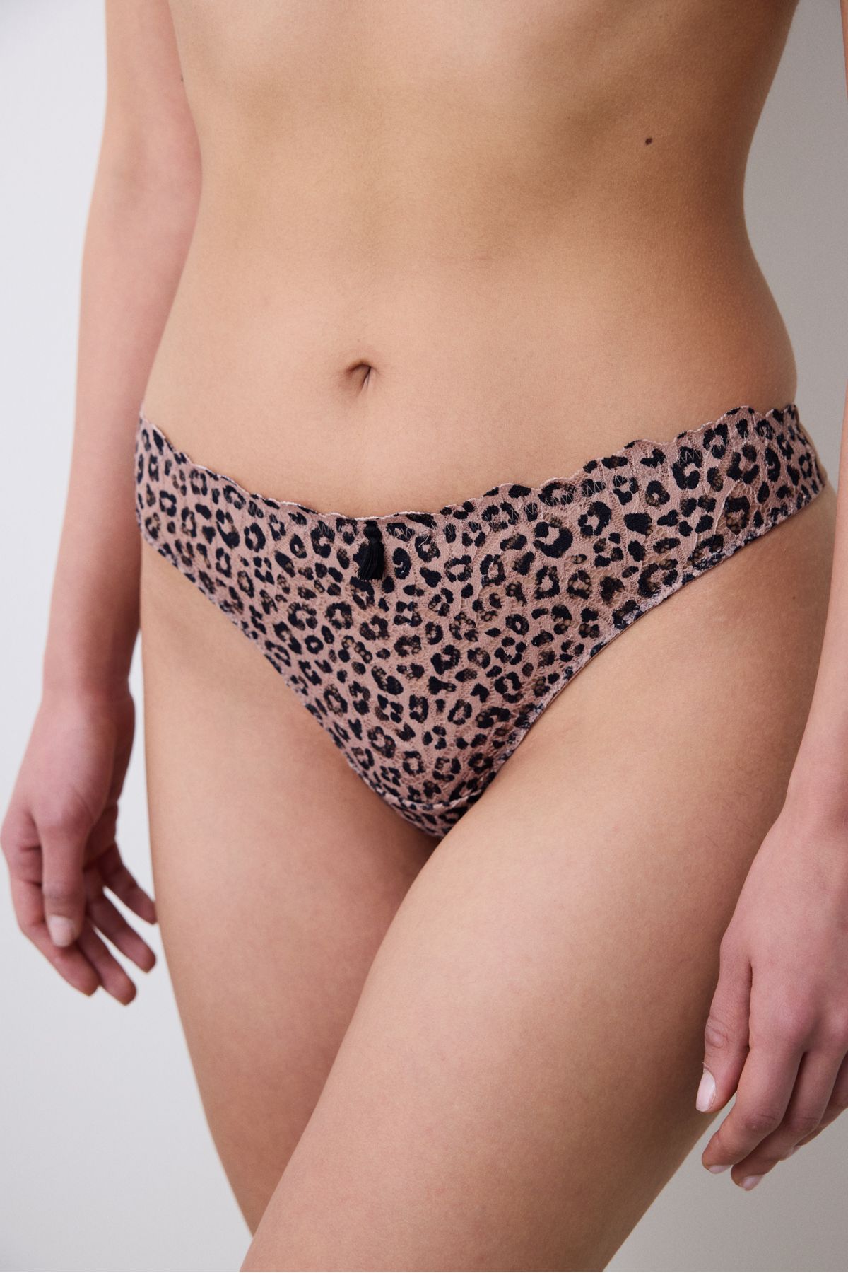 Penti Leopard Açık Kahverengi Tanga Külot