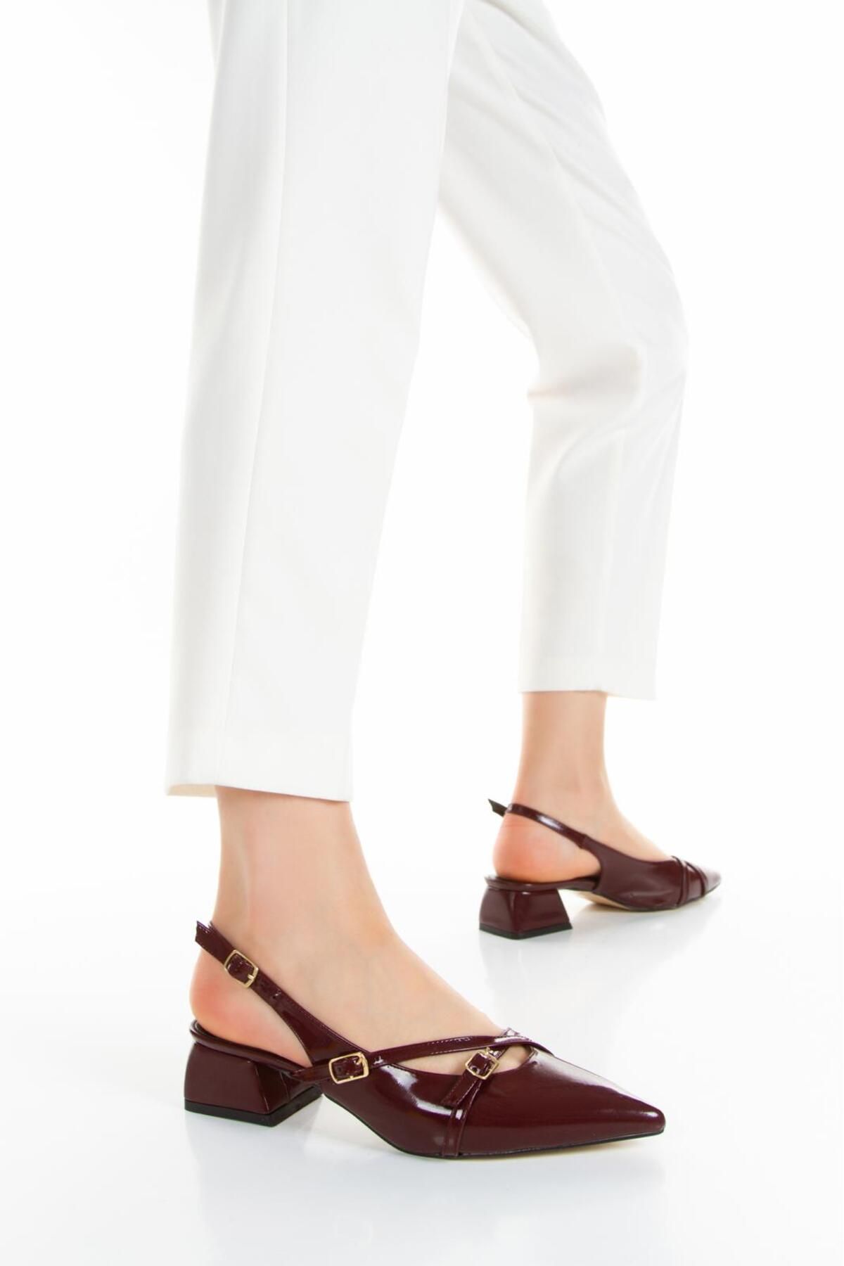ELEVAM Pantofi Ortopedici Cu Bretele Încrucișate Din Piele Lăcuită Pentru Femei New Season, Cu Toc Scurt, 3 Centimetri Femeie - 39