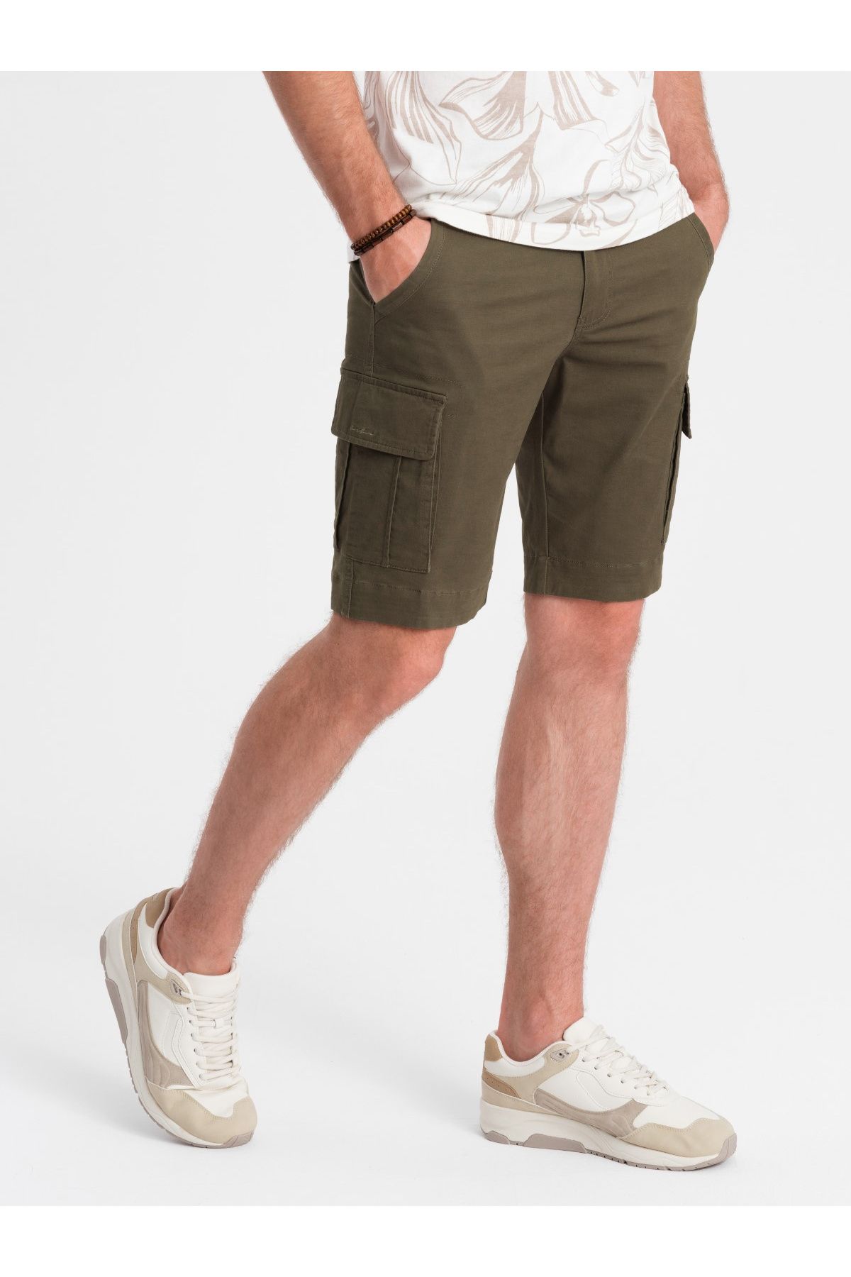 complete the look image