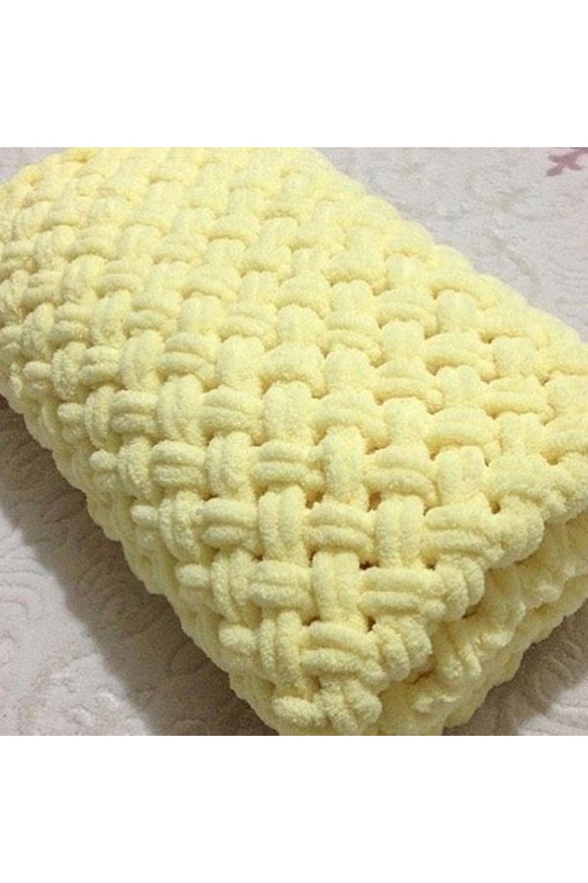 Simsibutik-Hand Knitted Puffy Baby Blanket 2