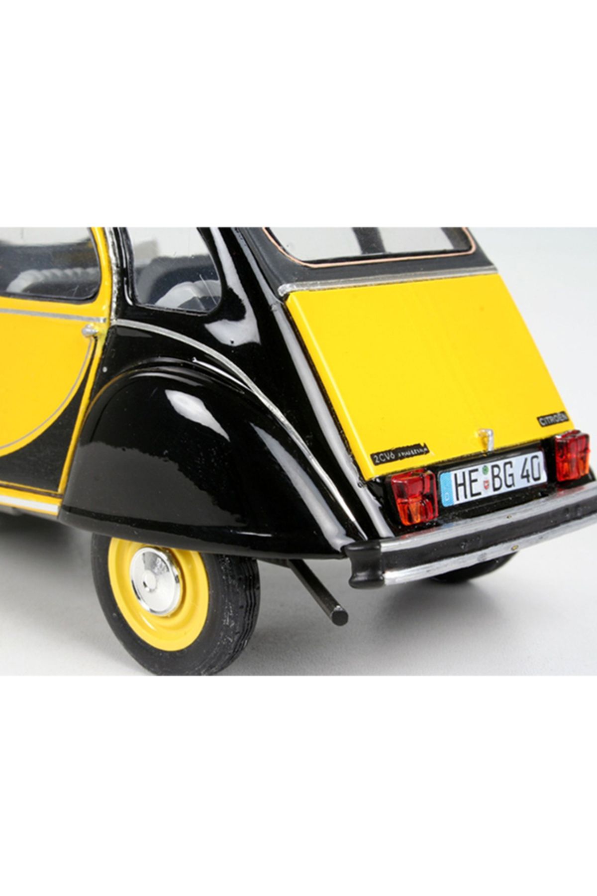 REVELL-سيتروين 2cv 67095 موديل 6