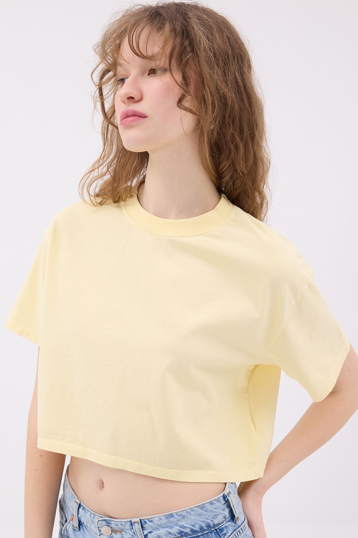 Addax-Crew Neck Basic Crop T-Shirt P10377 2