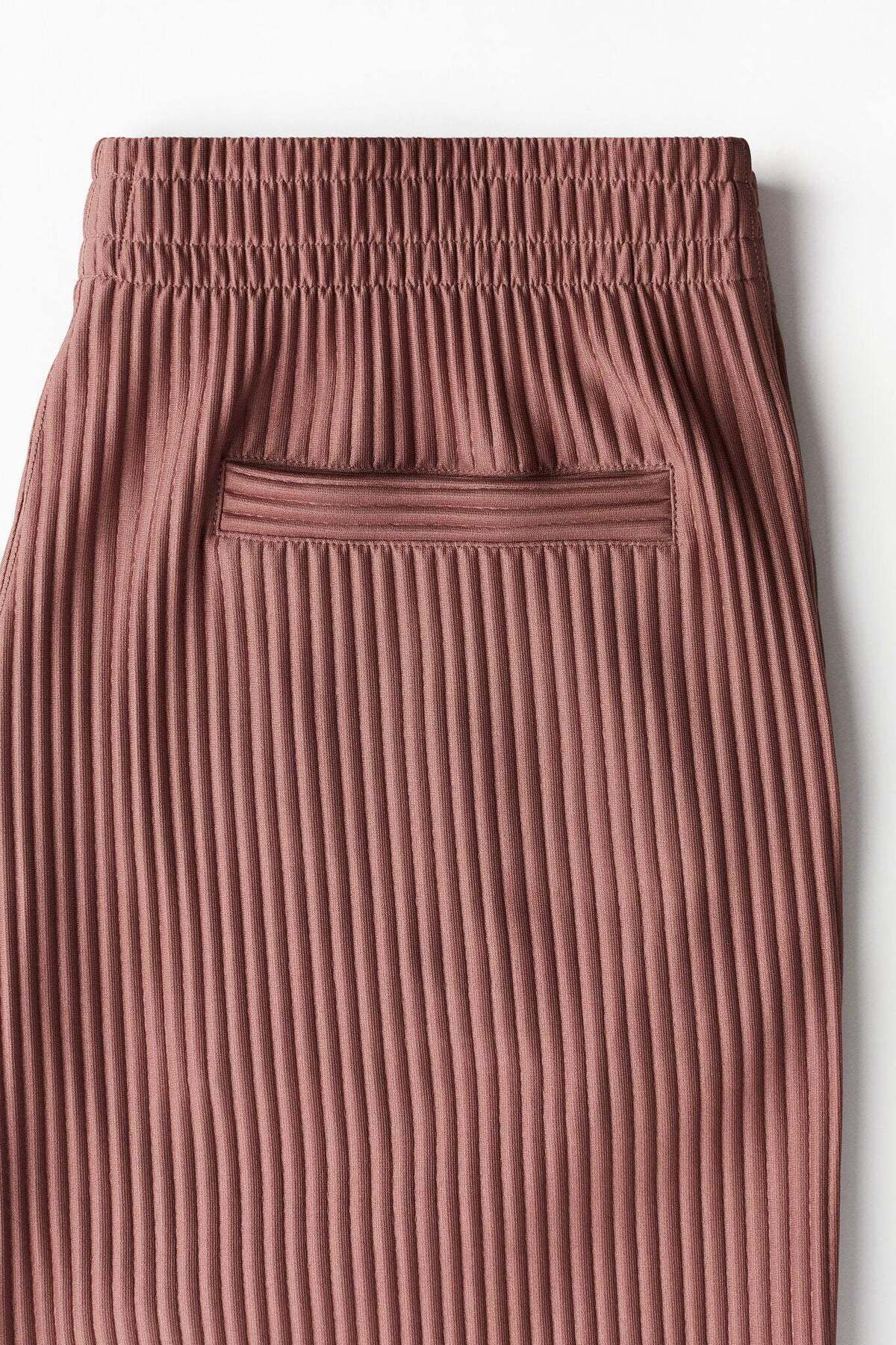 H&M-Regular Fit Pleated shorts 1