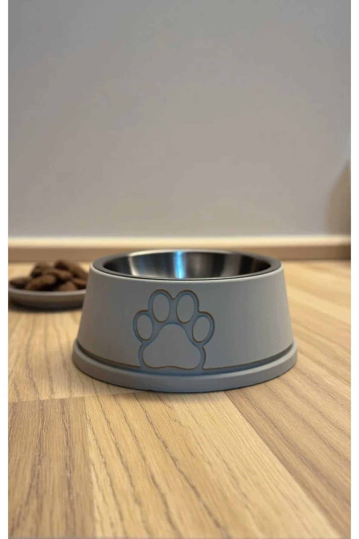 IG Design-Stainless Steel 2-Piece Food & Water Bowl with Concrete Base 1