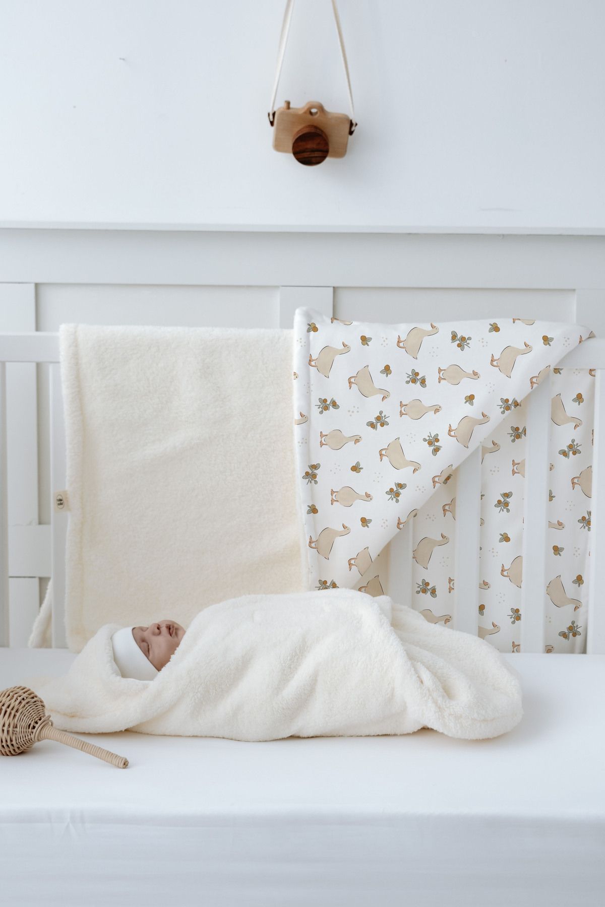 Tuğba Kuğu-Bohemian Duck - Plush Swaddle and Double Face Blanket 4