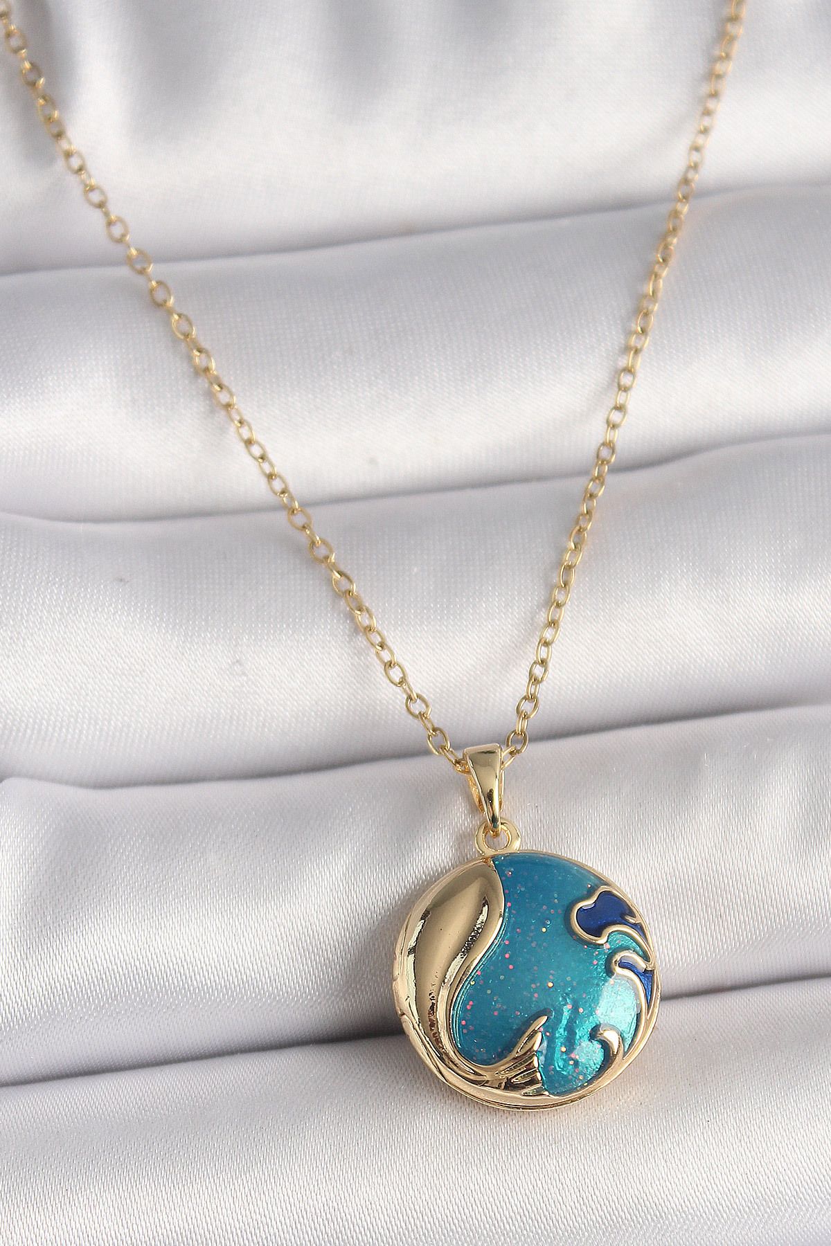MMB Boutique 316L Çelik Gold Renk Zincir Mavi Dünya Model Kadın Kolye