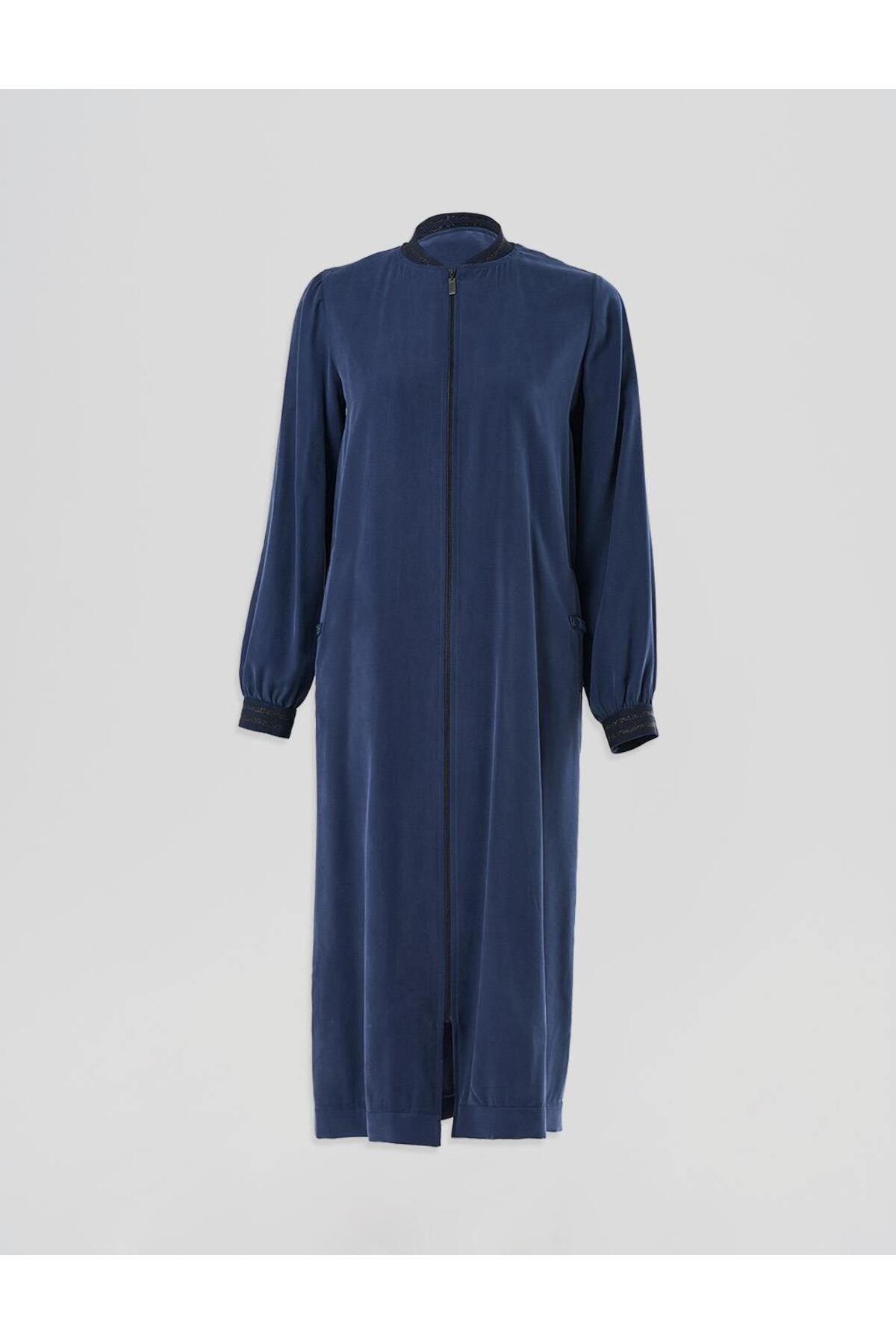 بسته شدن زیپ Long Wear and Go Navy Blue KYR