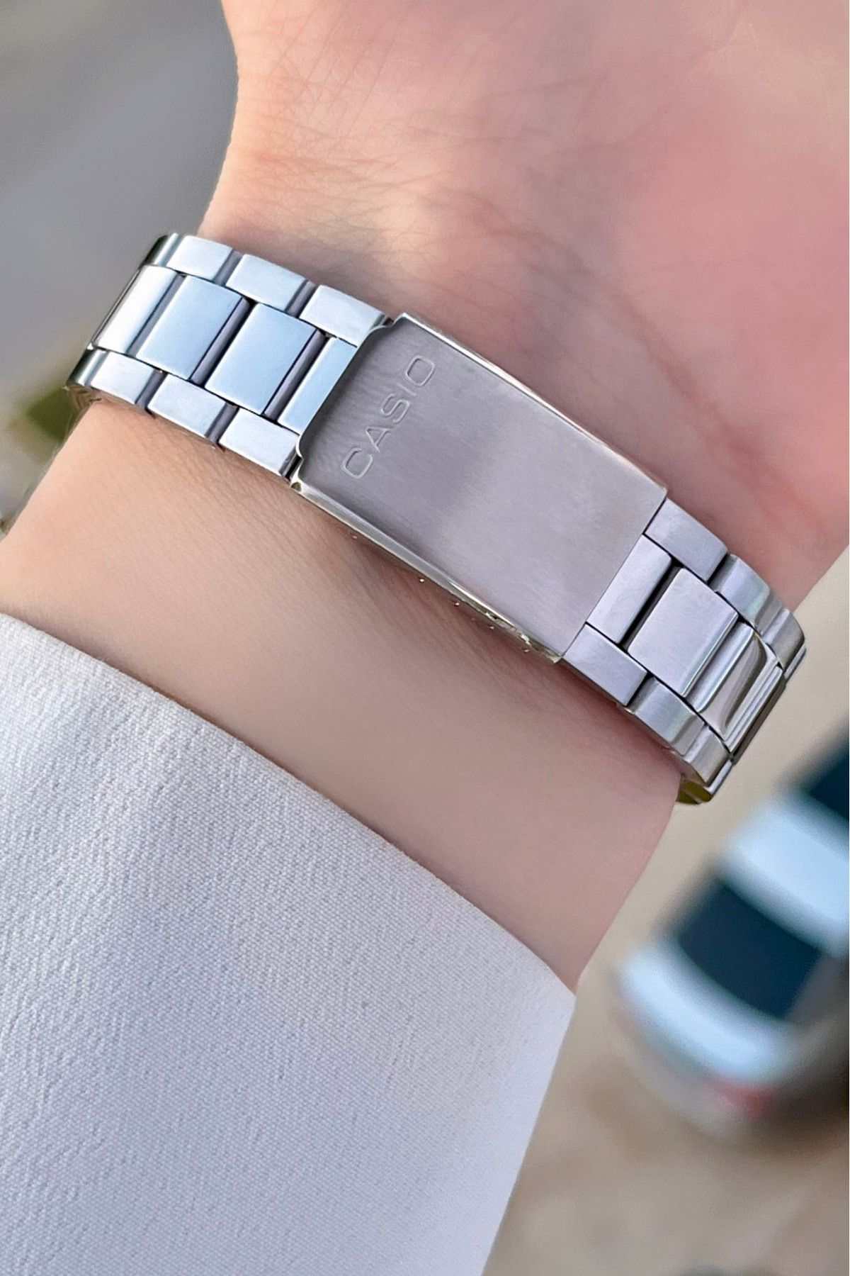Casio-Silver Women's Wristwatch 6