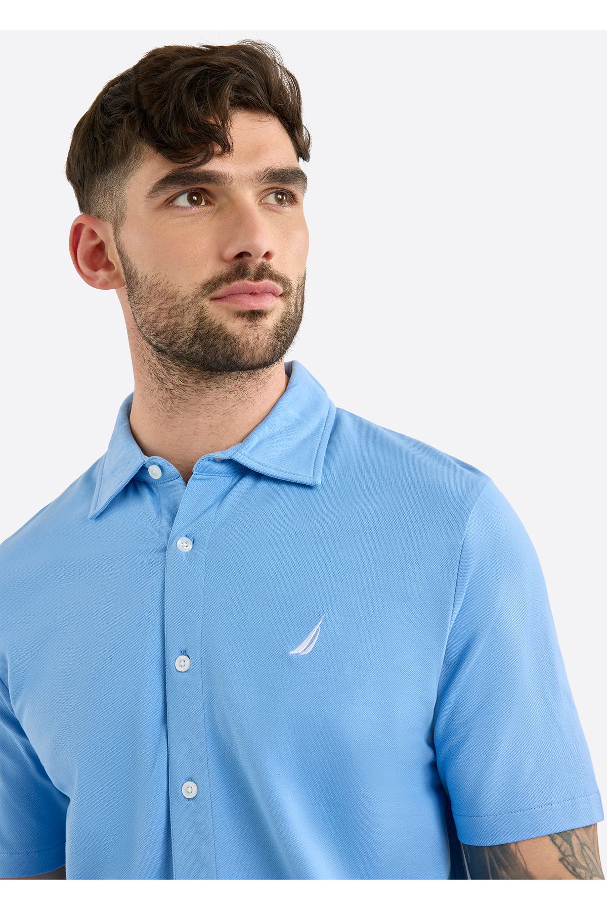 Nautica-Men's Blue Short Sleeve Button-Up Shirt – Cotton and Elastane Classic Breathable Wear All-Day Fit 4