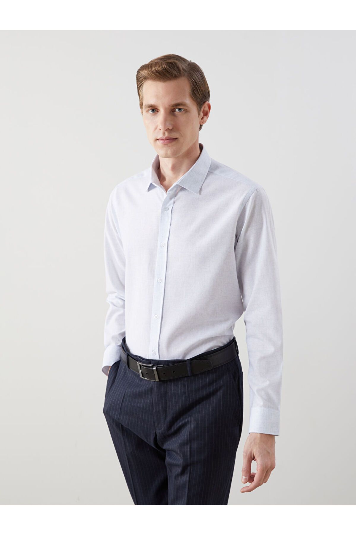 LC Waikiki Slim Fit Uzun Kollu Poplin Erkek Gömlek
