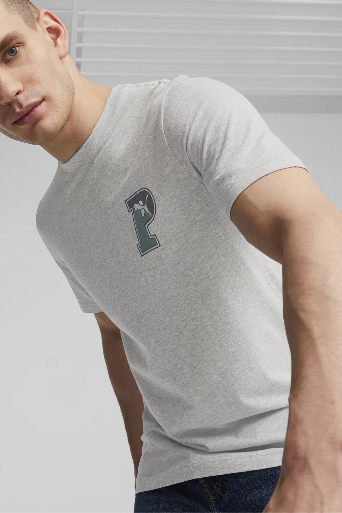 Puma Squad Graphic Erkek Tişört